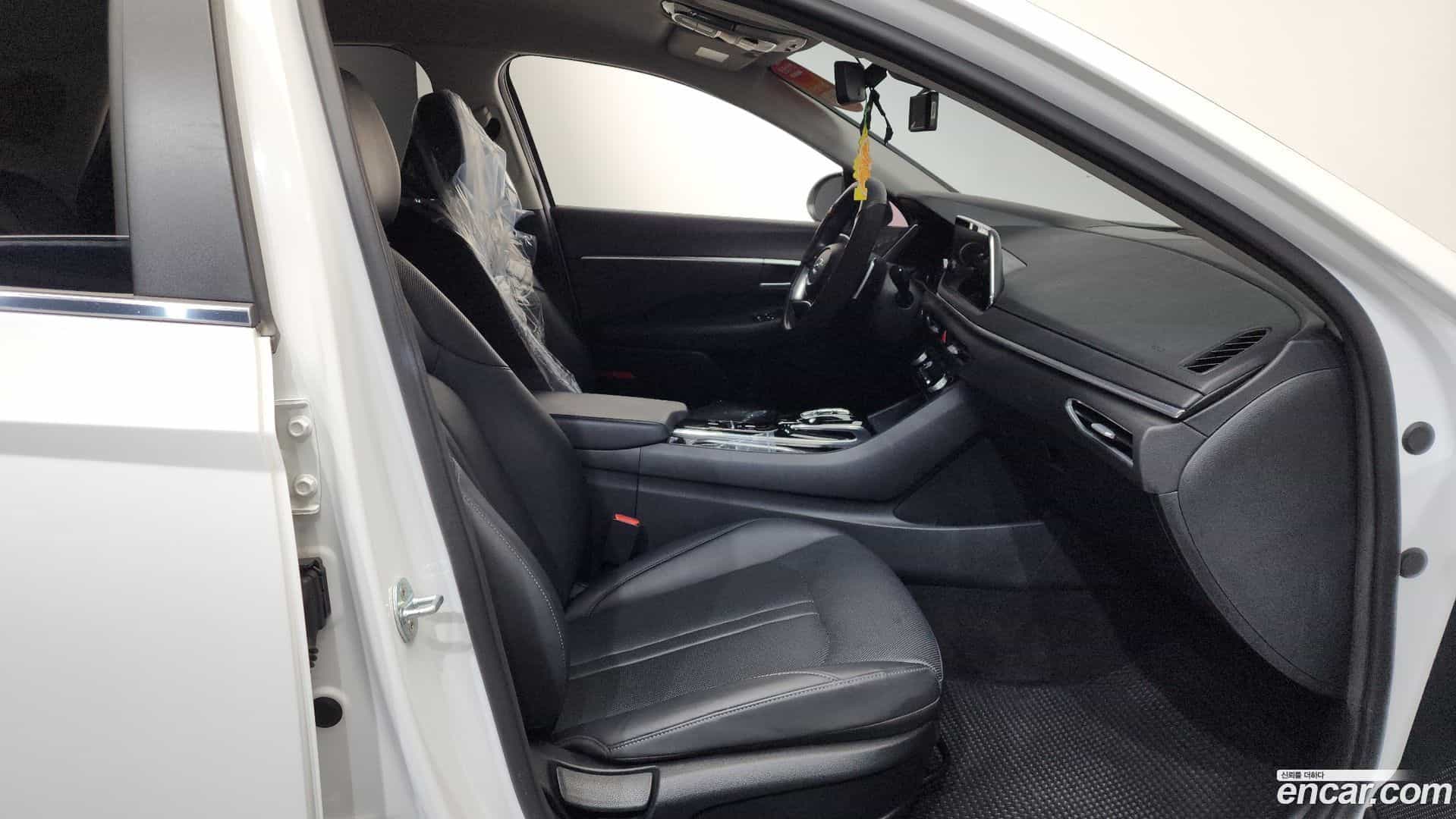 Sonata Hyundai 2019.4-INNER-036