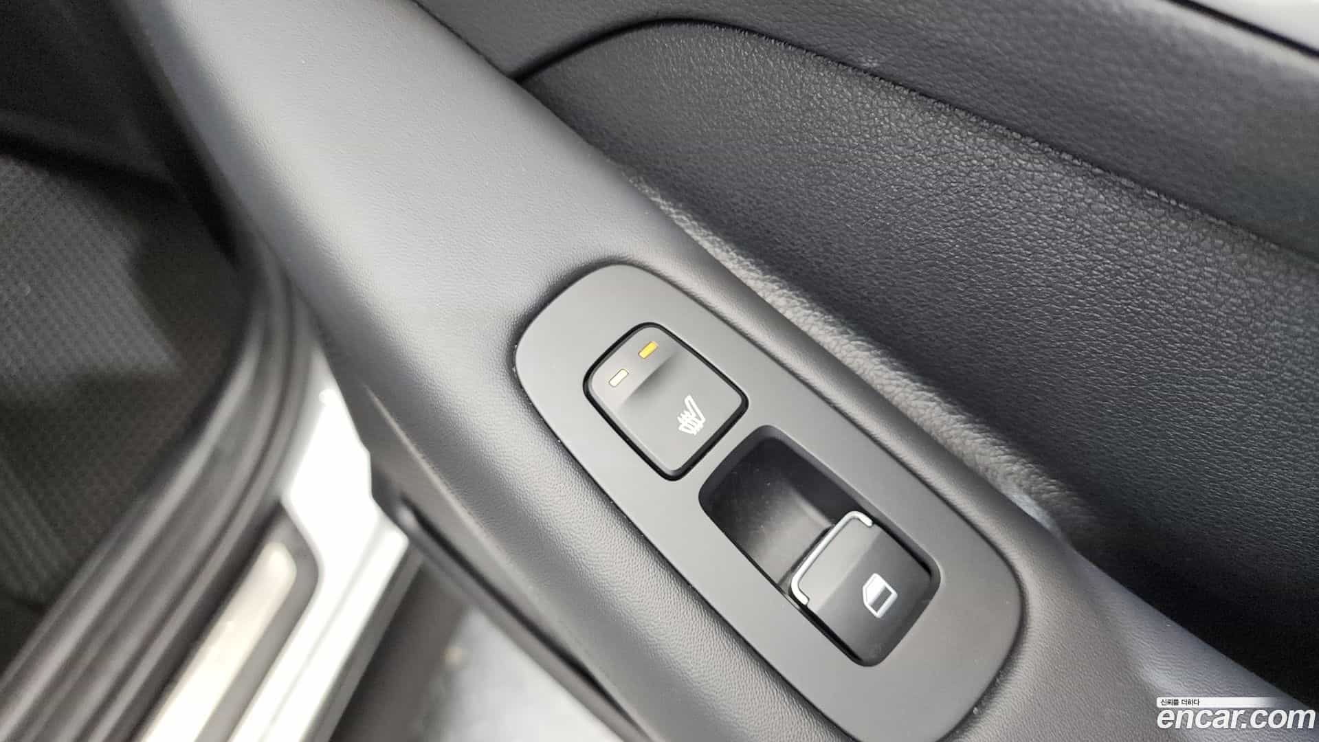 Sonata Hyundai 2019.4-OPTION-046