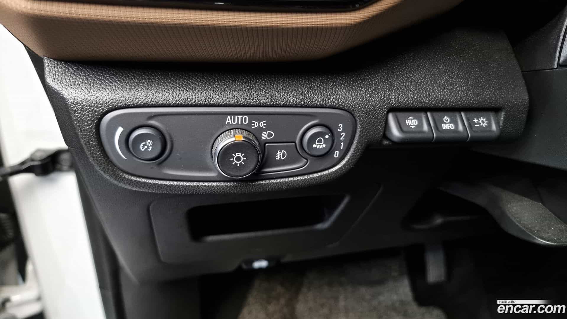 Trailblazer Chevrolet 2021.5-OPTION-024