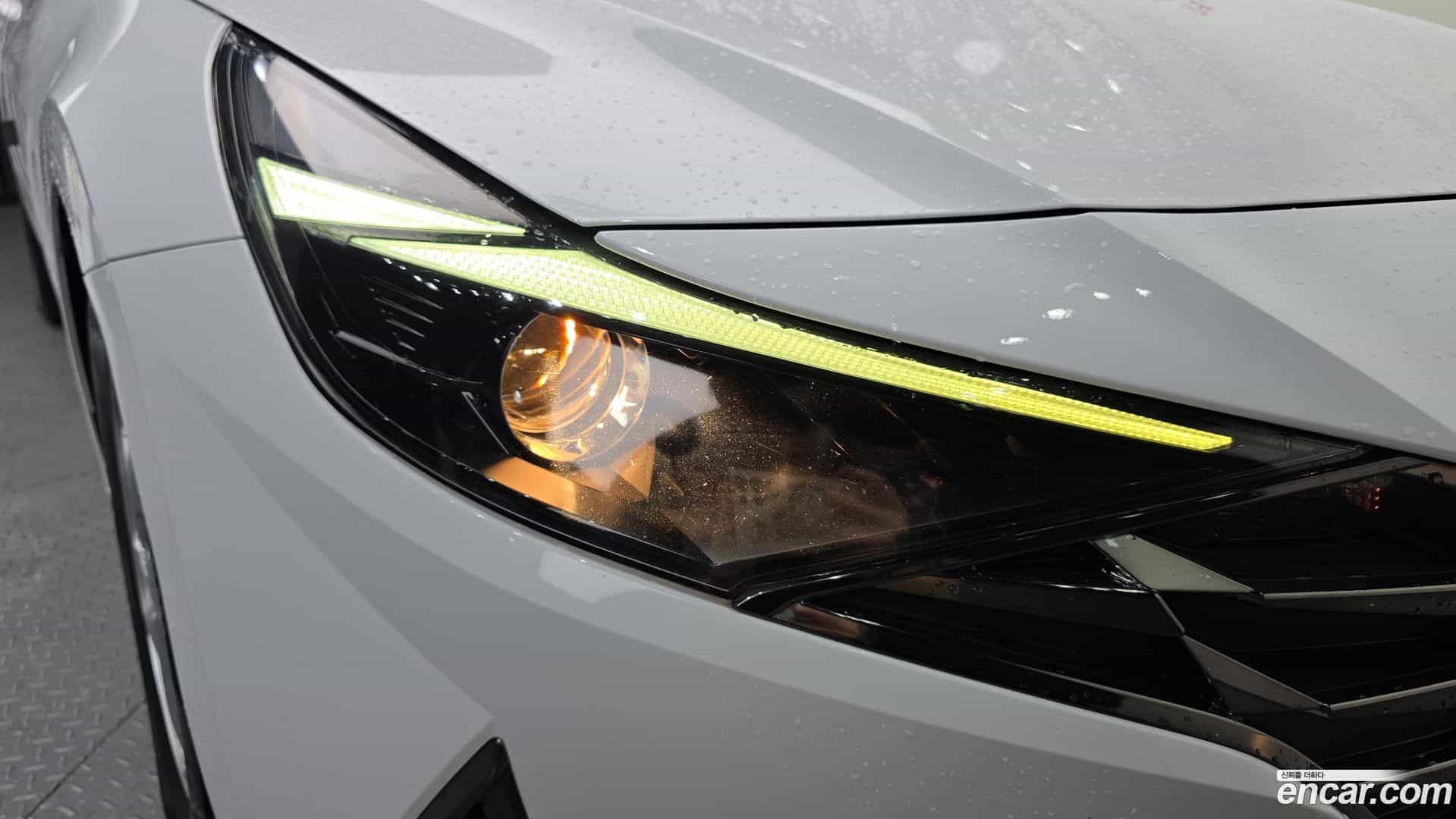 AVANTE Hyundai 2022.0-OUTER-032