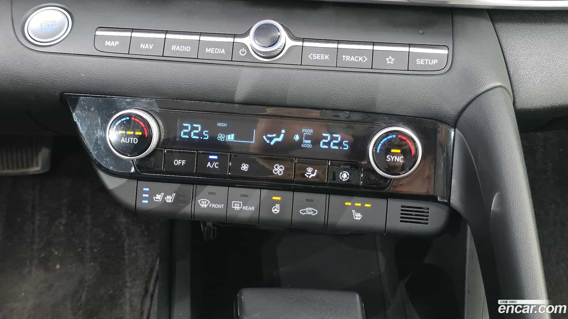 AVANTE Hyundai 2022.0-OPTION-040