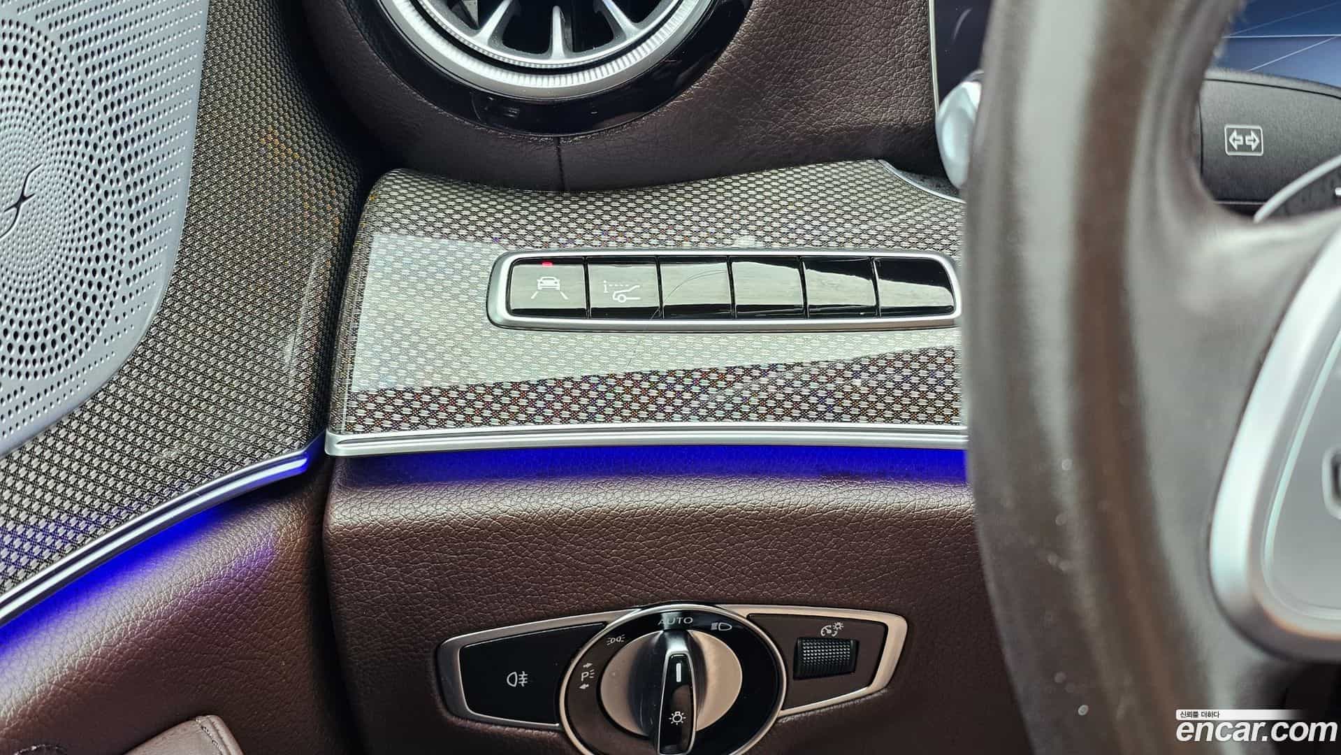CLS-Class Mercedes-Benz 2020.8-OPTION-018