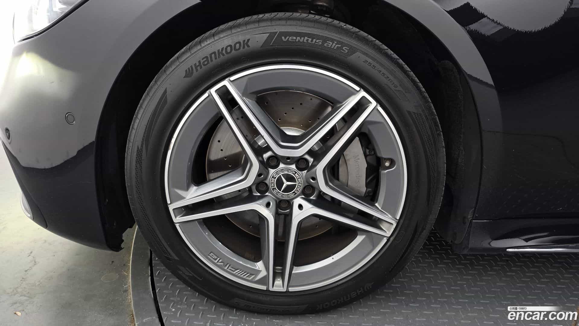 S-Class Mercedes-Benz 2022.7-OUTER-005