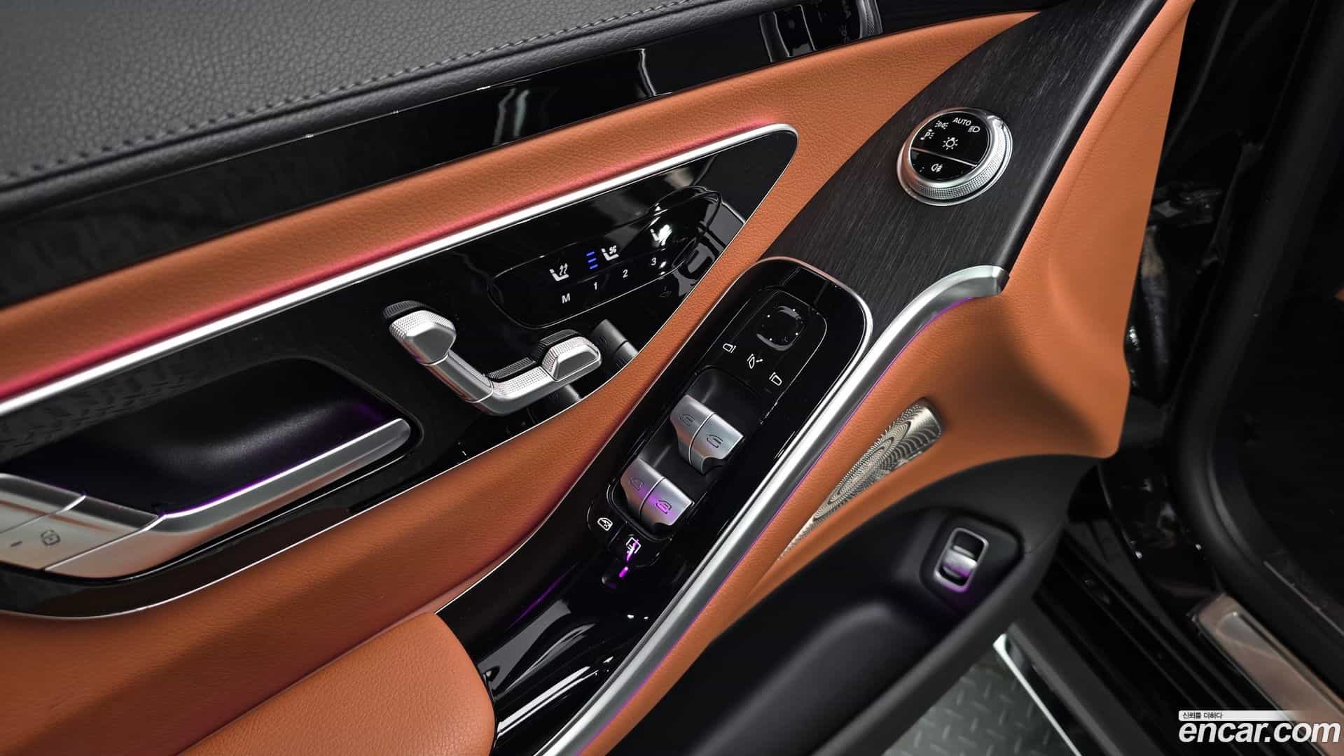 S-Class Mercedes-Benz 2022.7-OPTION-022