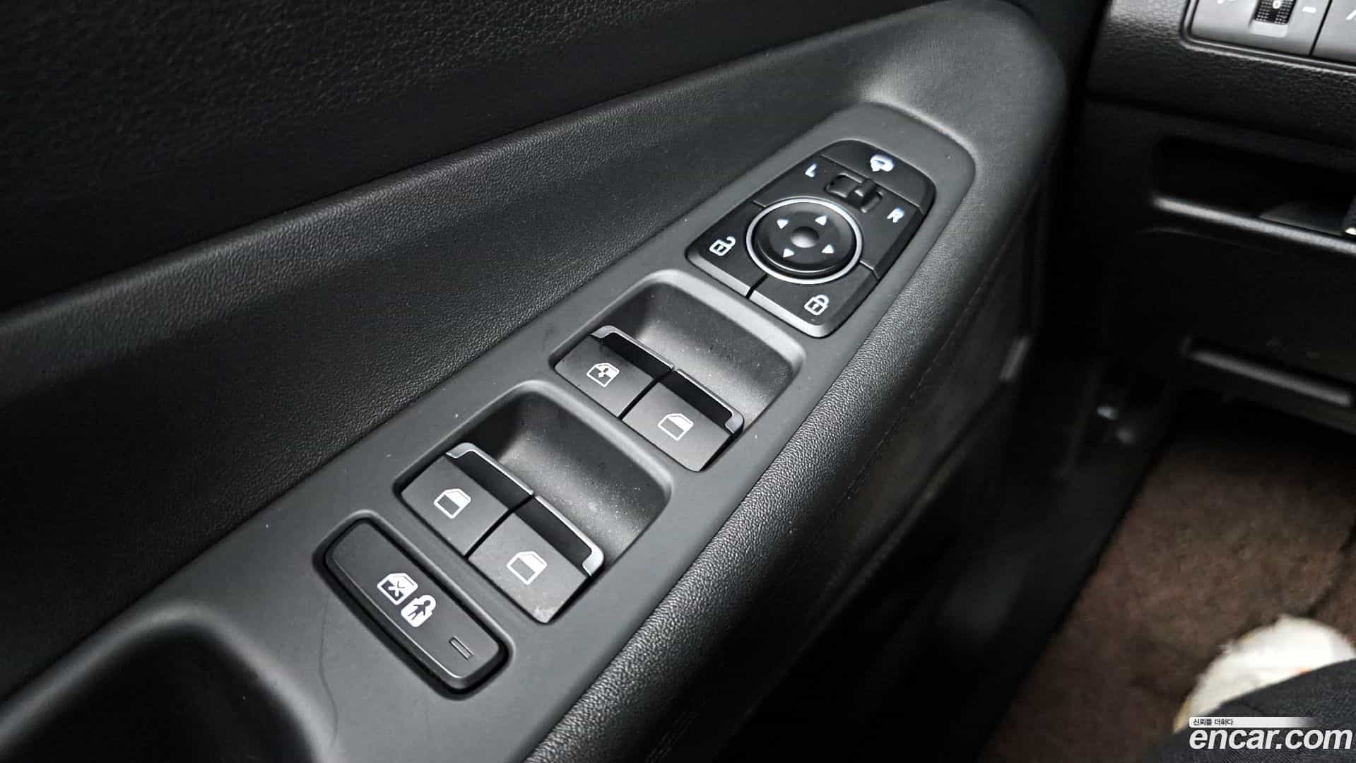 Santafe Hyundai 2022.3-OPTION-041