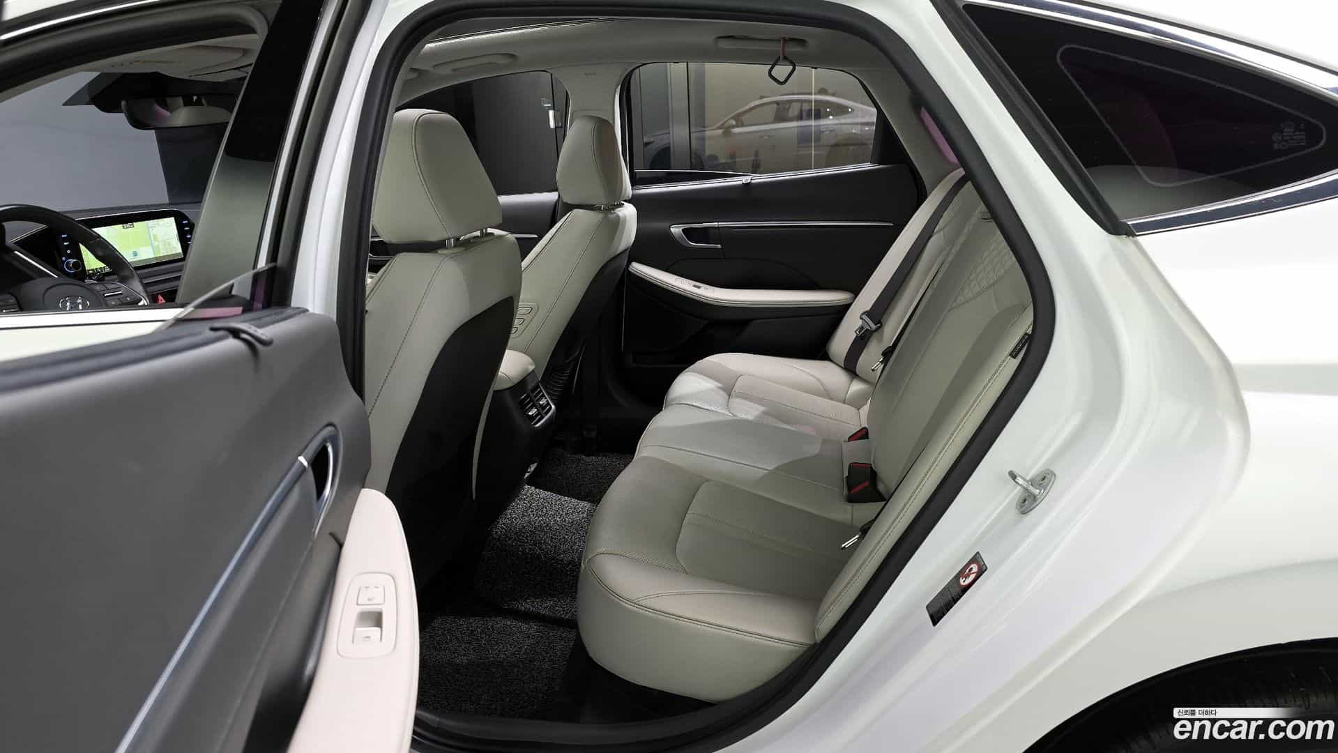 Sonata Hyundai 2019.6-INNER-036