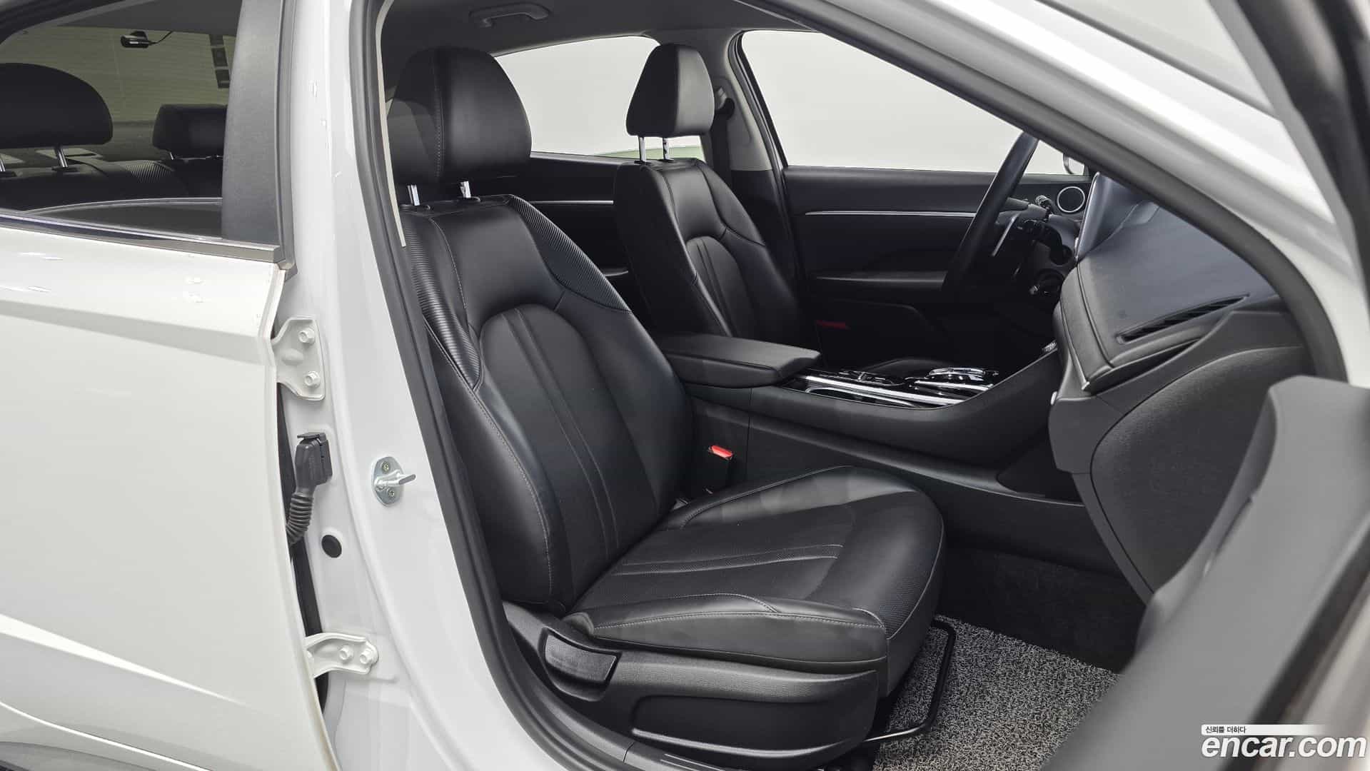 Sonata Hyundai 2019.11-OPTION-016