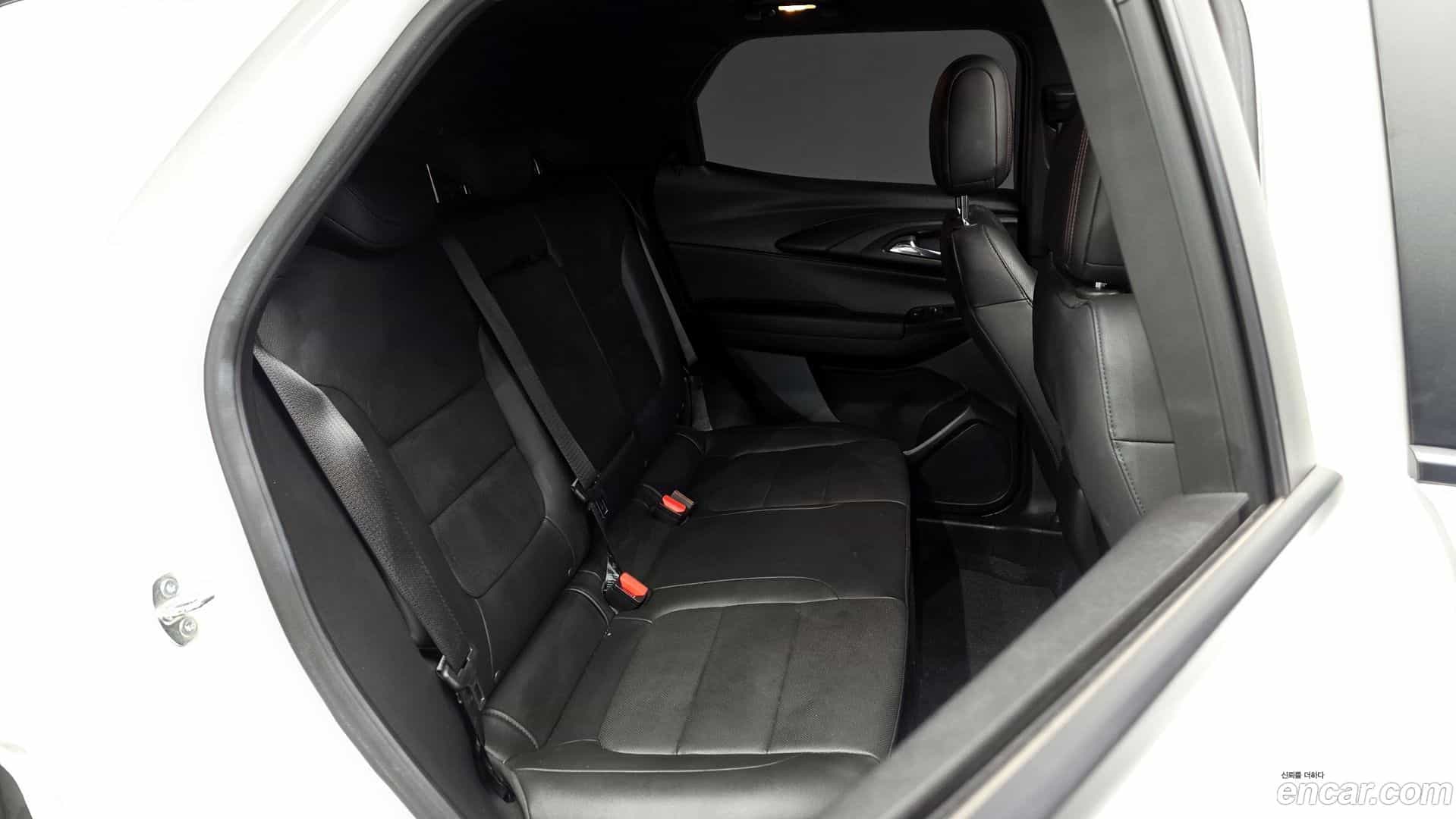 Trailblazer Chevrolet 2021.9-OPTION-015