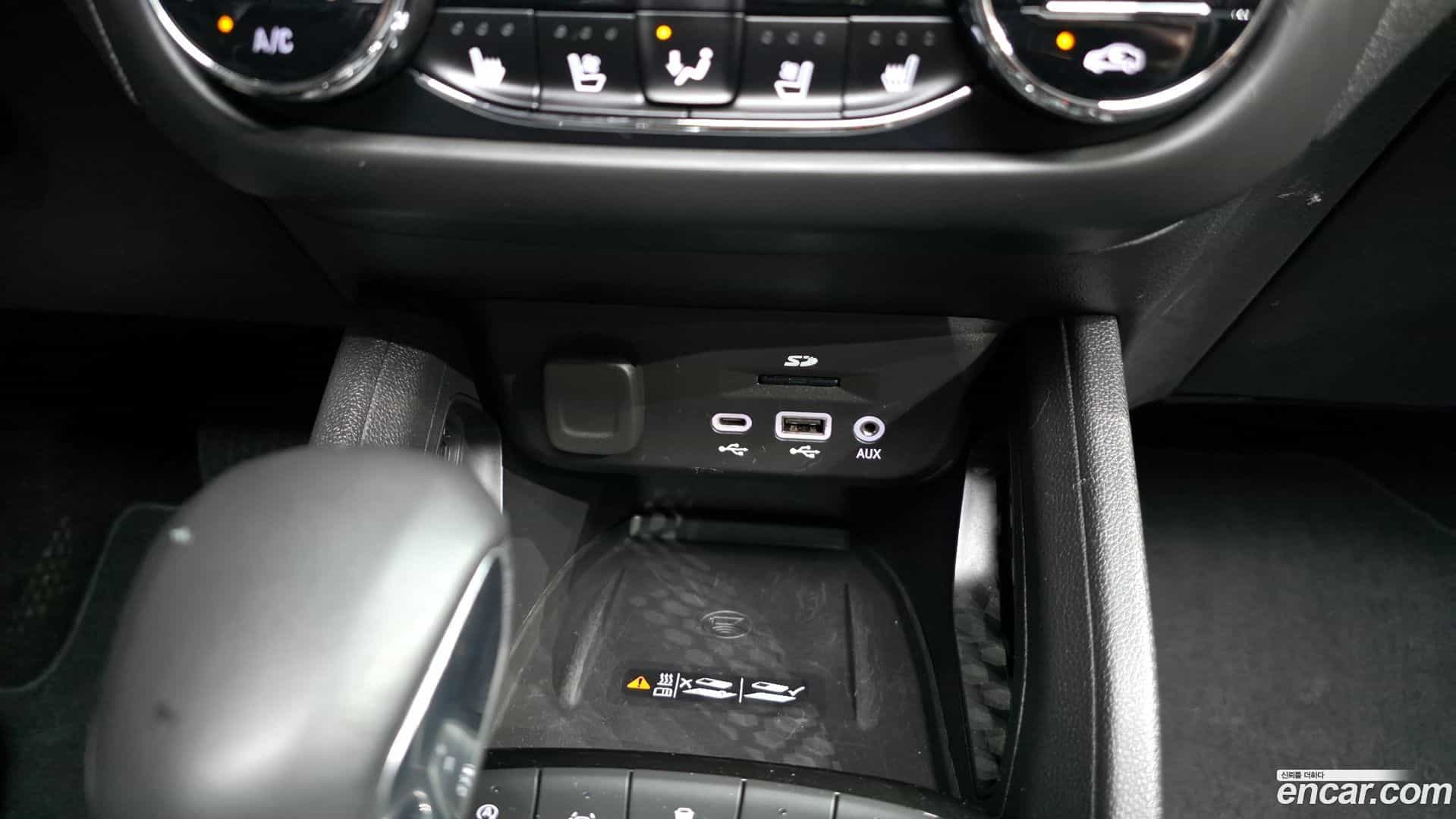 Trailblazer Chevrolet 2021.9-OPTION-044