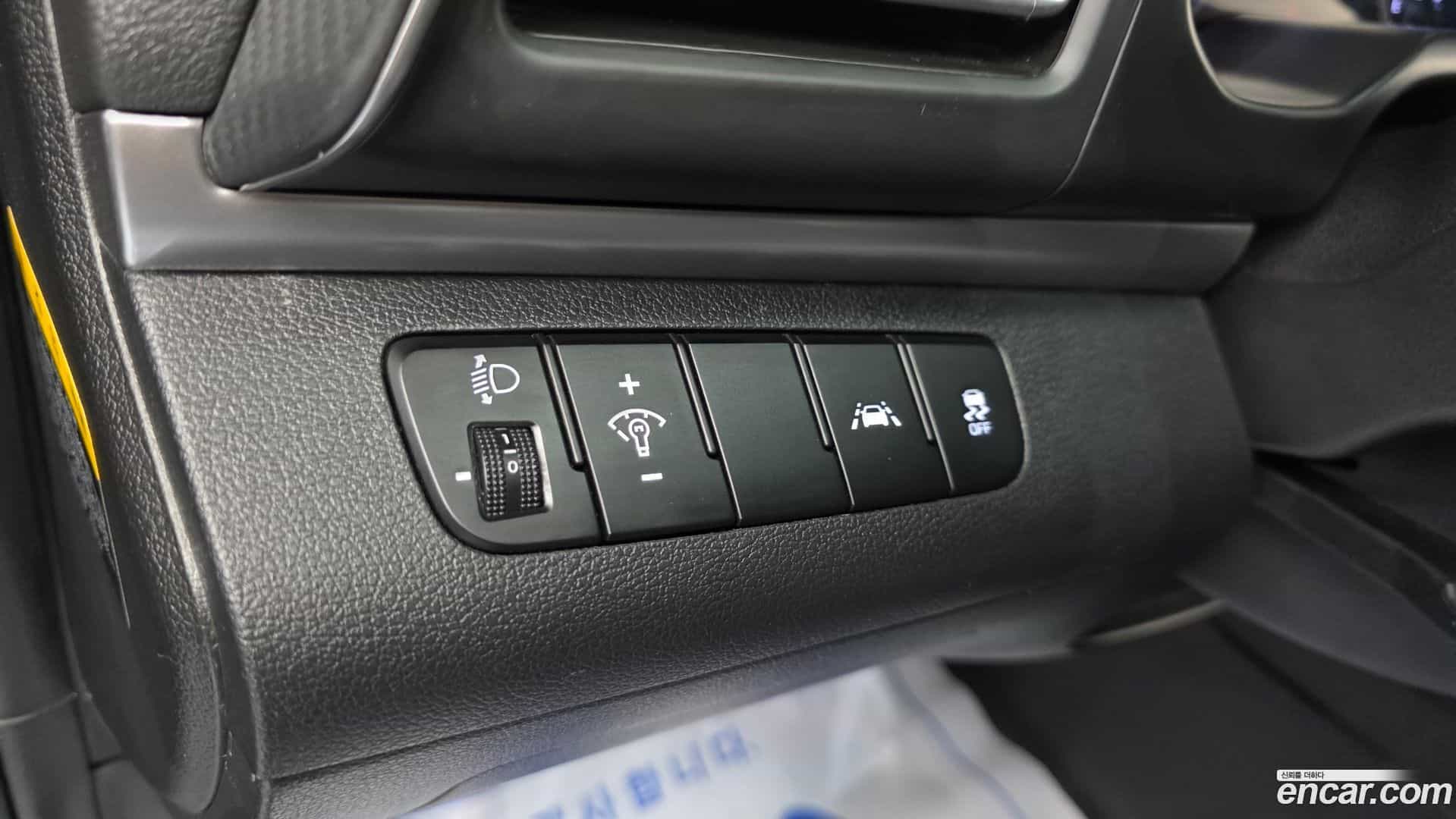 AVANTE Hyundai 2019.3-OPTION-021