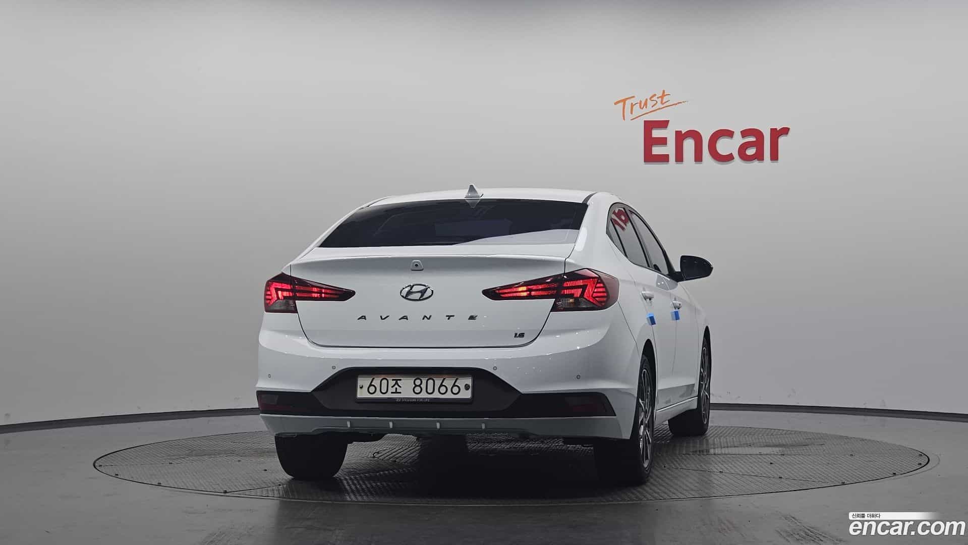 AVANTE Hyundai 2019.7-OUTER-004