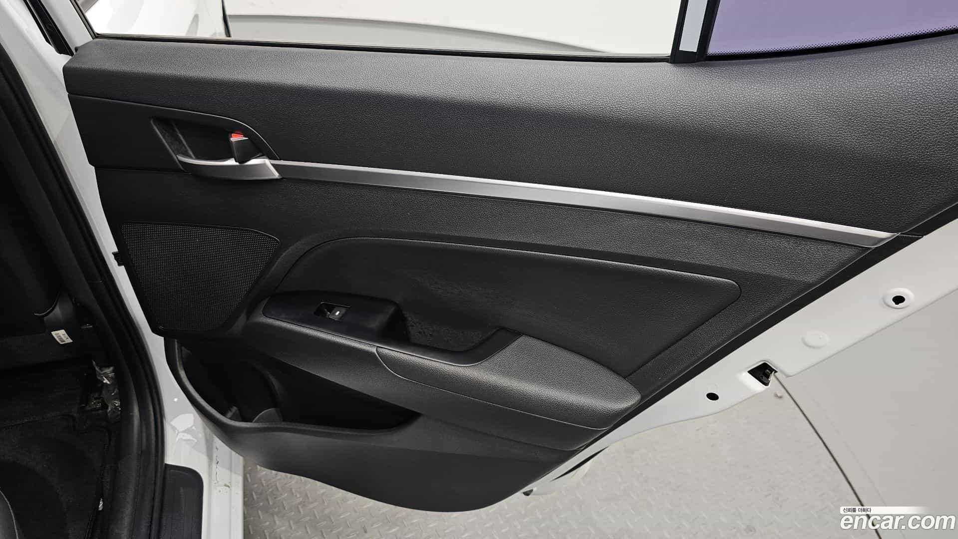 AVANTE Hyundai 2019.7-INNER-035