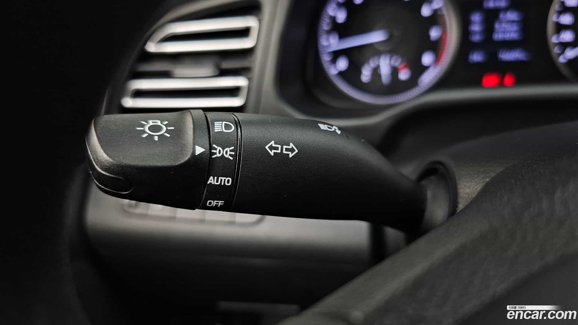 AVANTE Hyundai 2019.7-OPTION-040