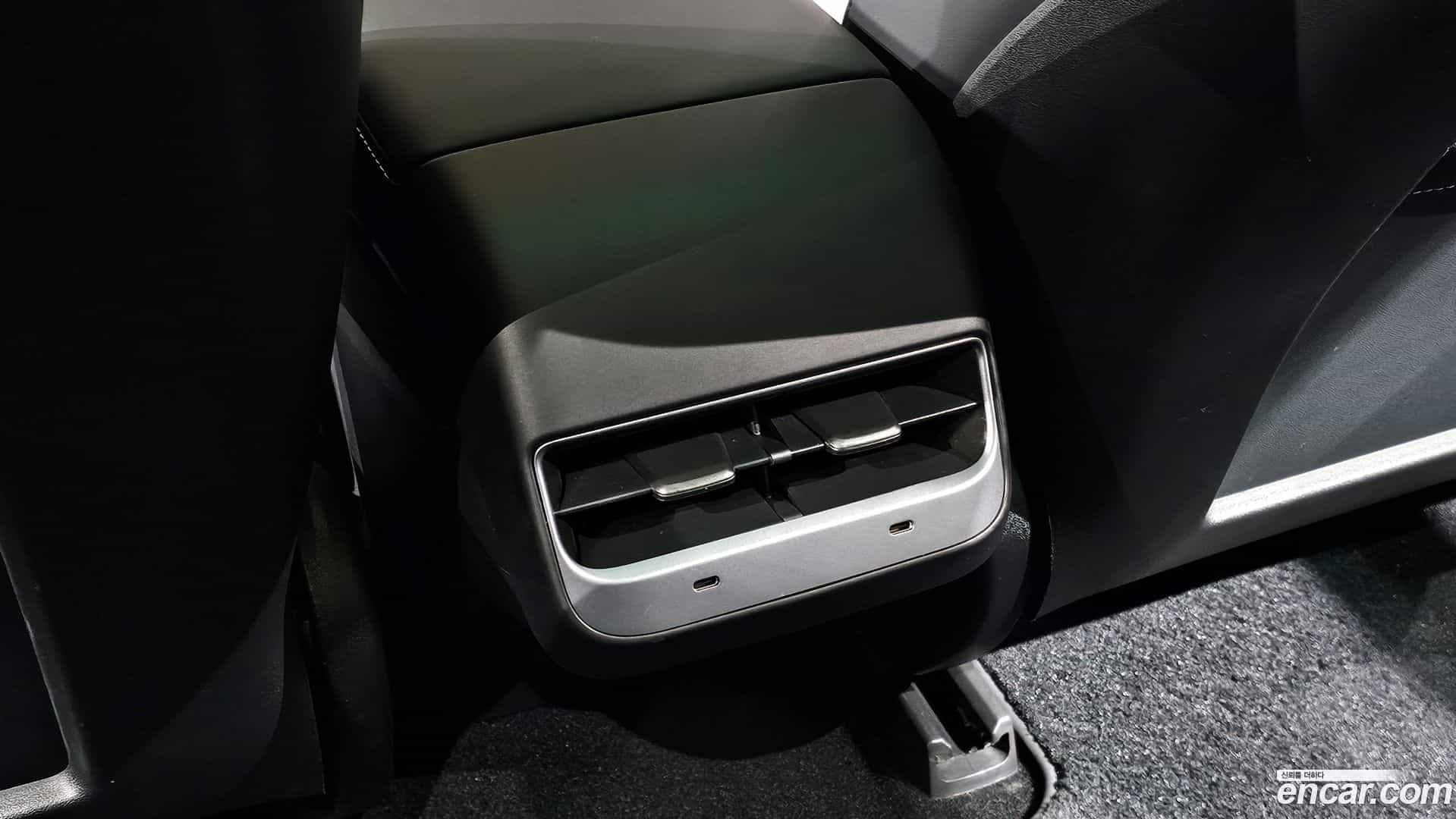 Model 3 Tesla 2020.11-OPTION-023