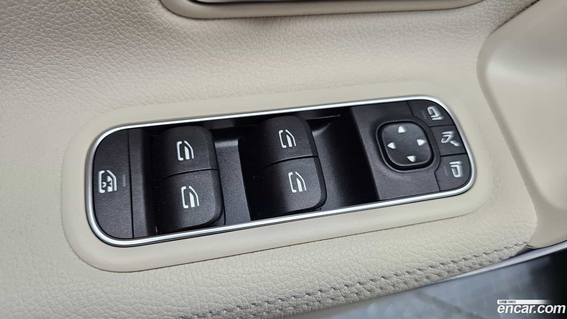 A-Class Mercedes-Benz 2021.8-OPTION-042