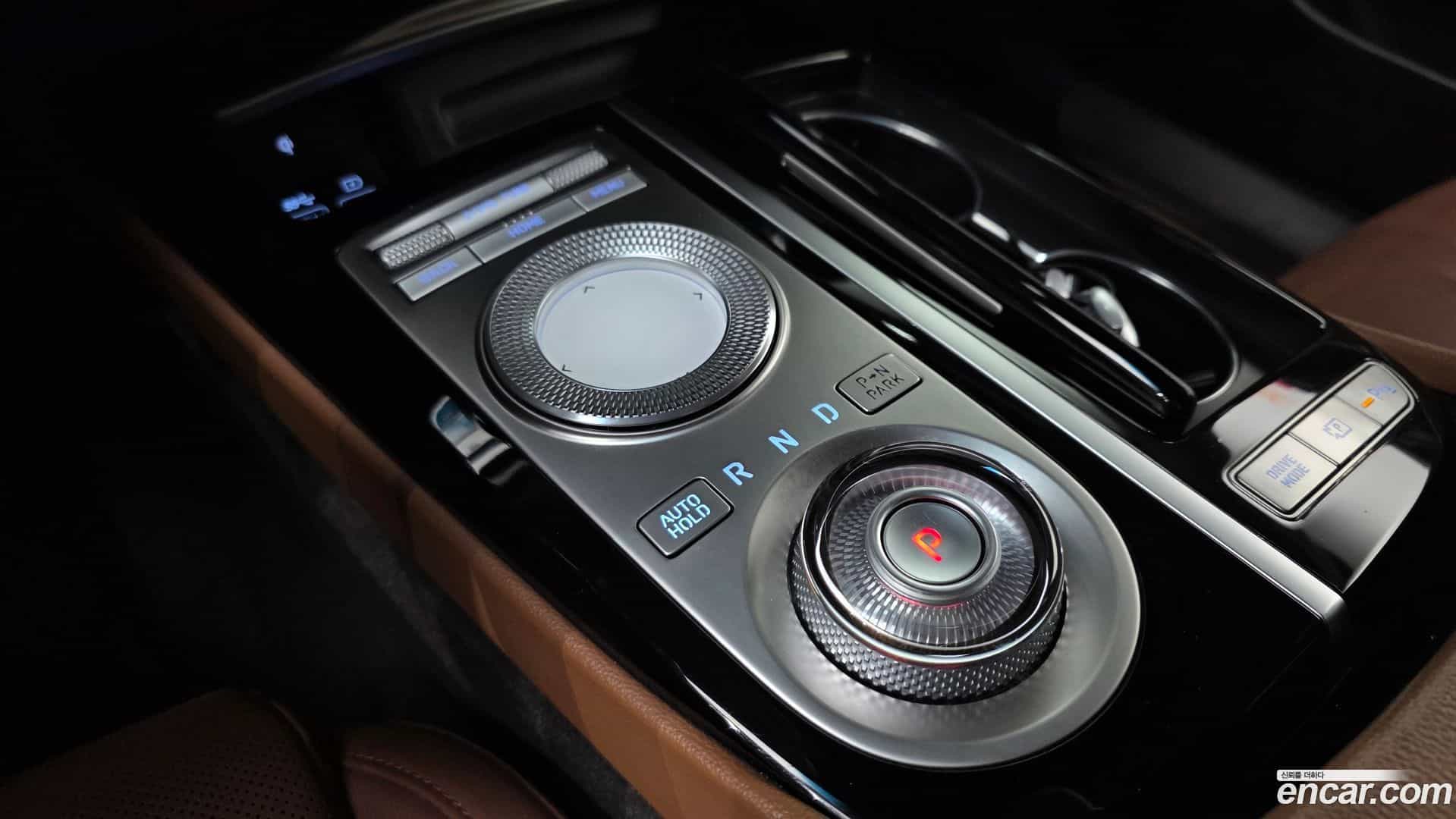 G80 Genesis 2022.2-INNER-009