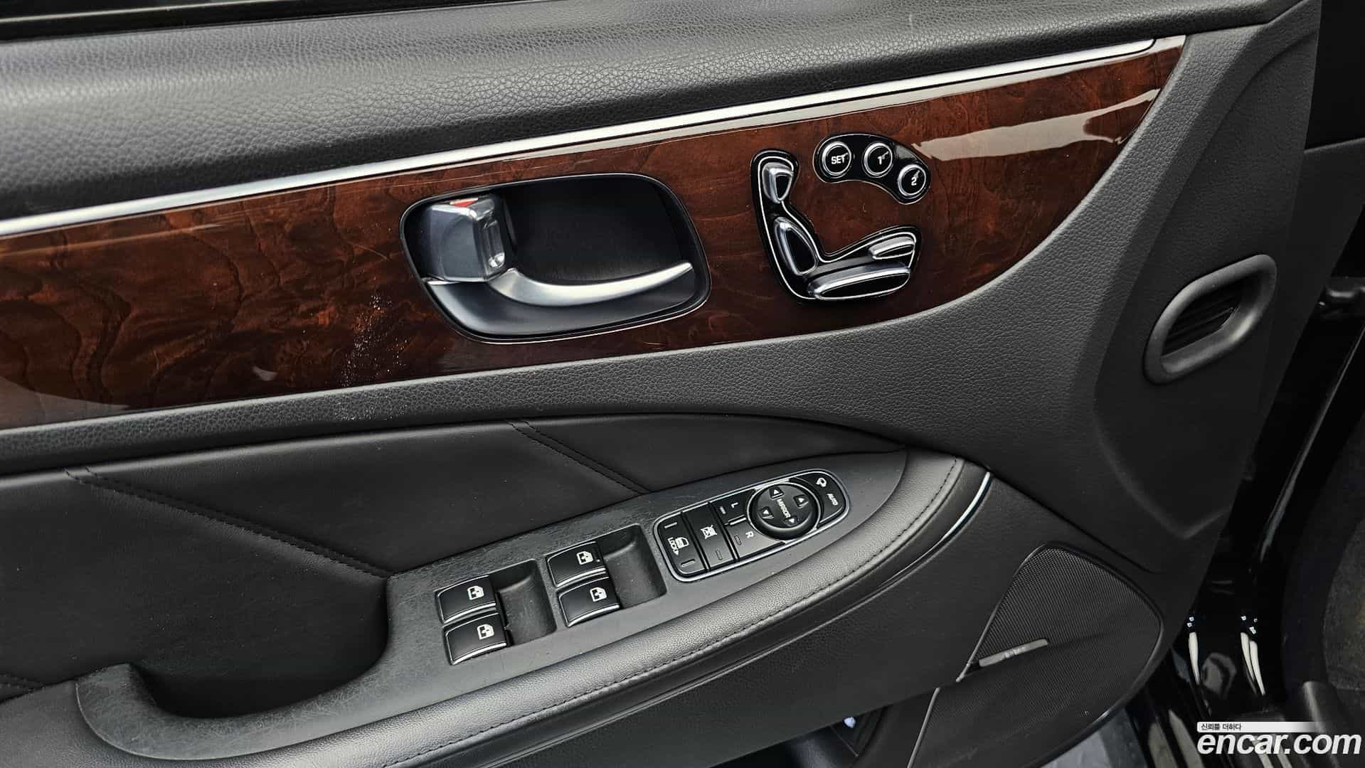 Equus Hyundai 2013.0-OPTION-017