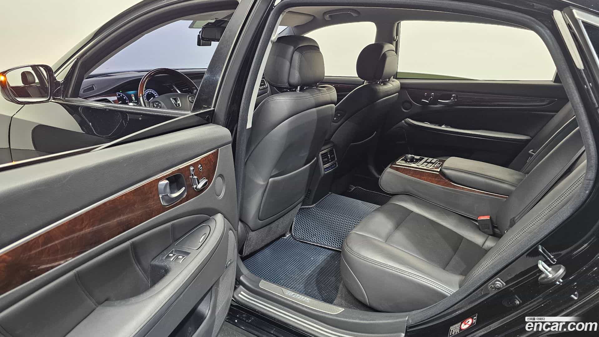 Equus Hyundai 2013.0-INNER-036