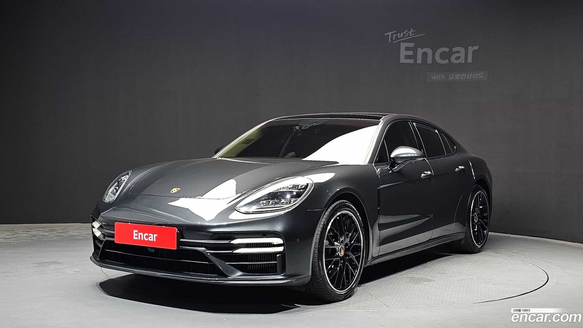 Panamera Porsche 2021.2-OUTER-001