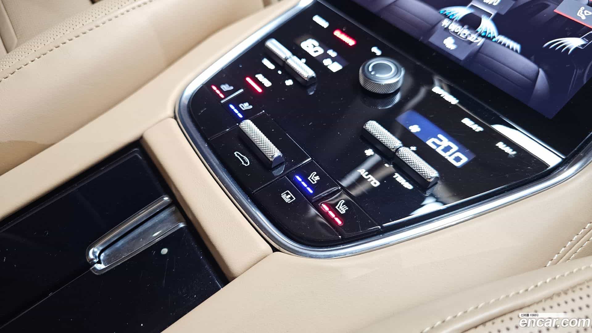 Panamera Porsche 2021.2-OPTION-022