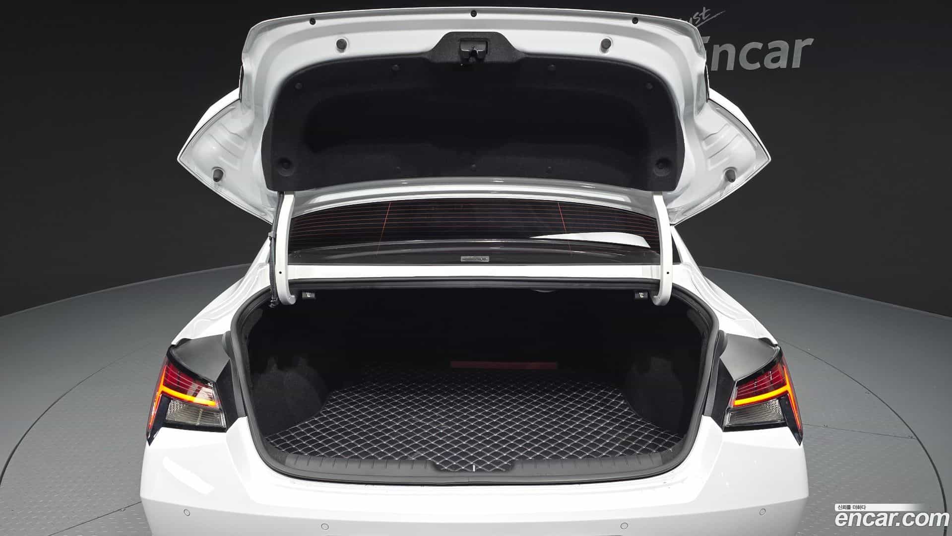 AVANTE Hyundai 2021.5-OPTION-024