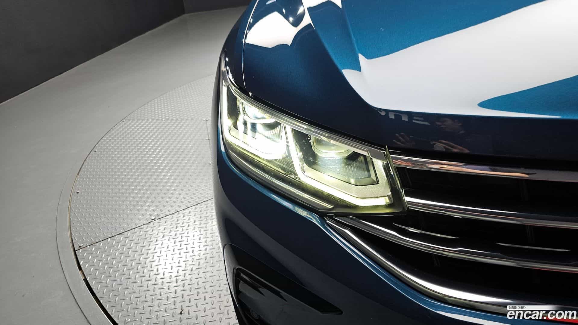 Tiguan Volkswagen 2022.11-OUTER-032