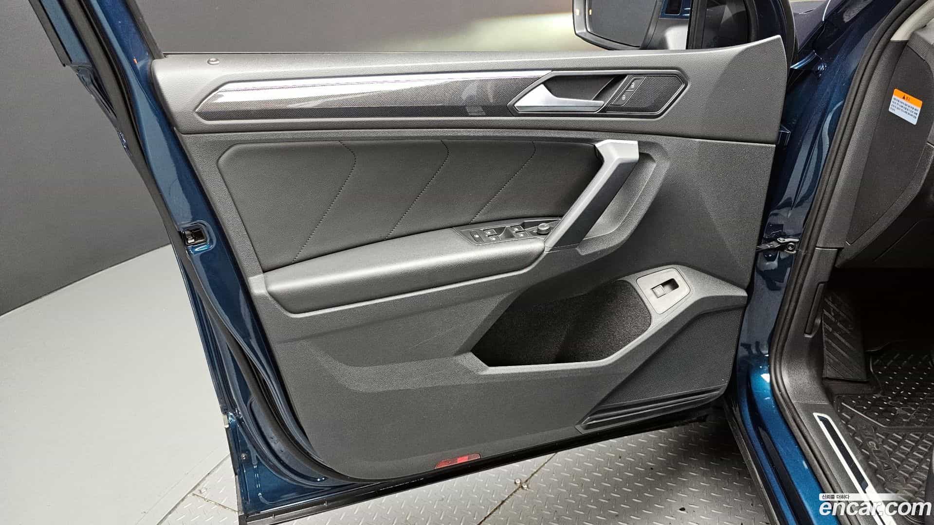 Tiguan Volkswagen 2022.11-INNER-034