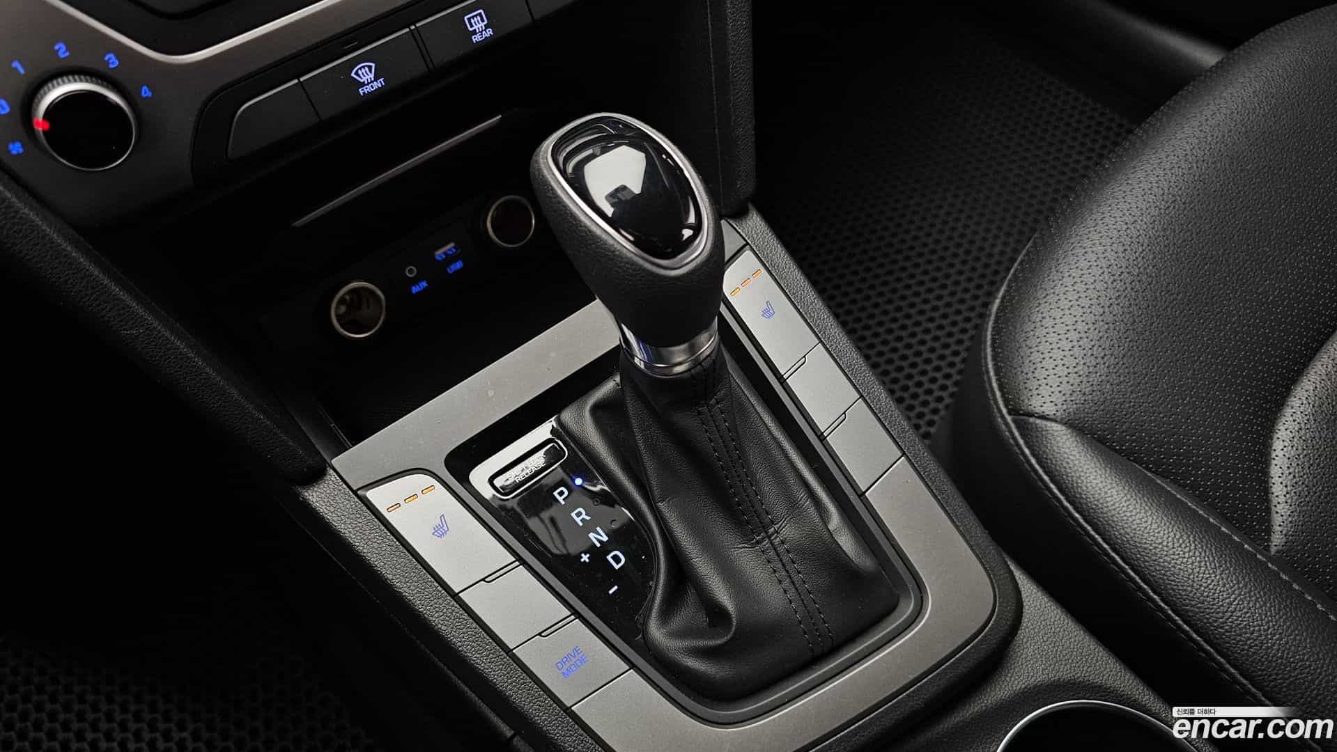 AVANTE Hyundai 2018.8-INNER-009
