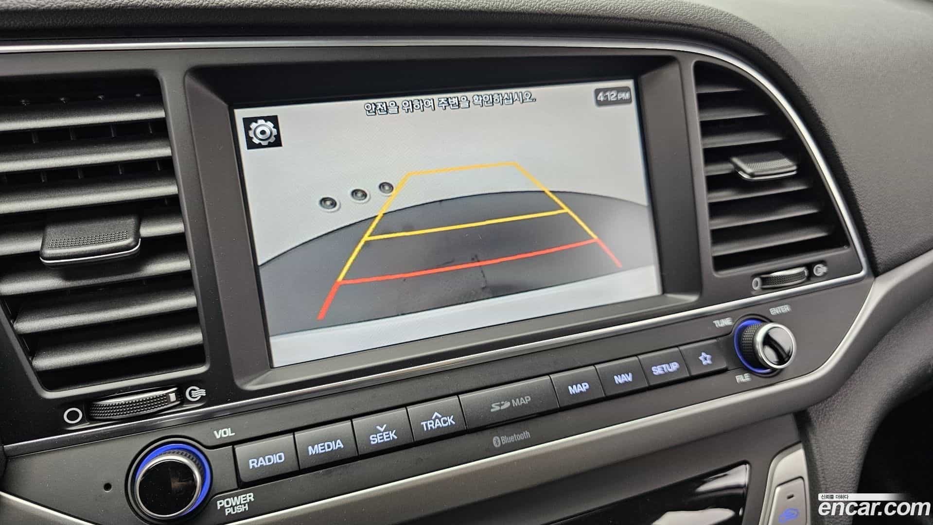 AVANTE Hyundai 2018.8-OPTION-018