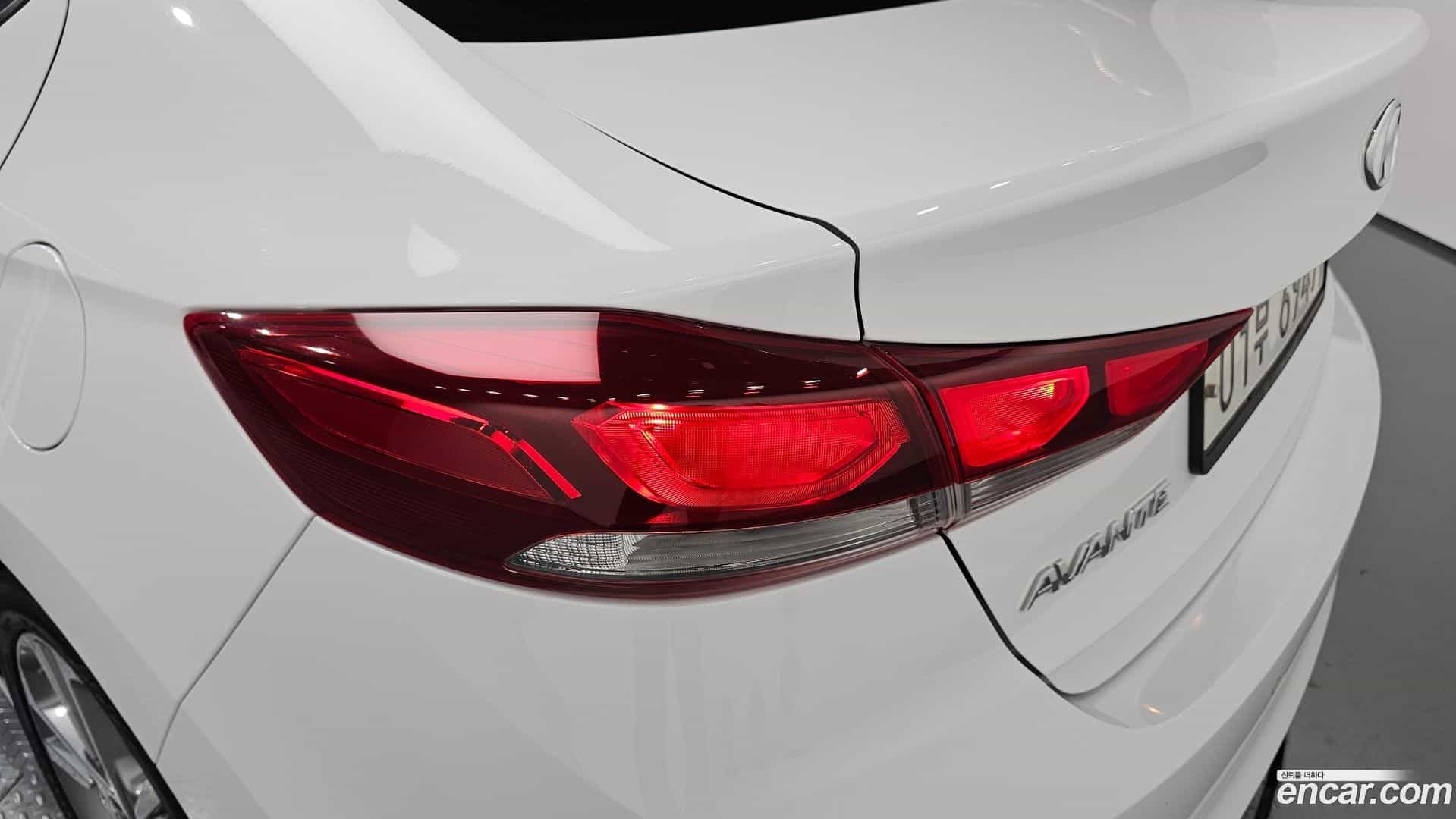 AVANTE Hyundai 2018.8-OUTER-033