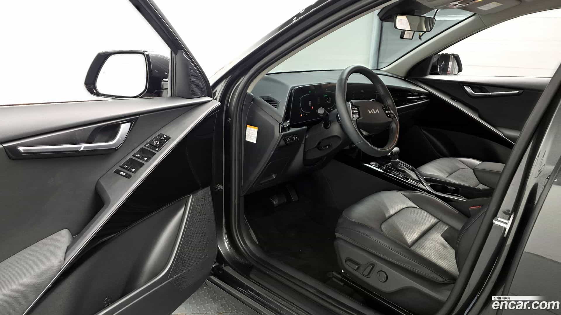 Niro Kia 2022.3-INNER-010