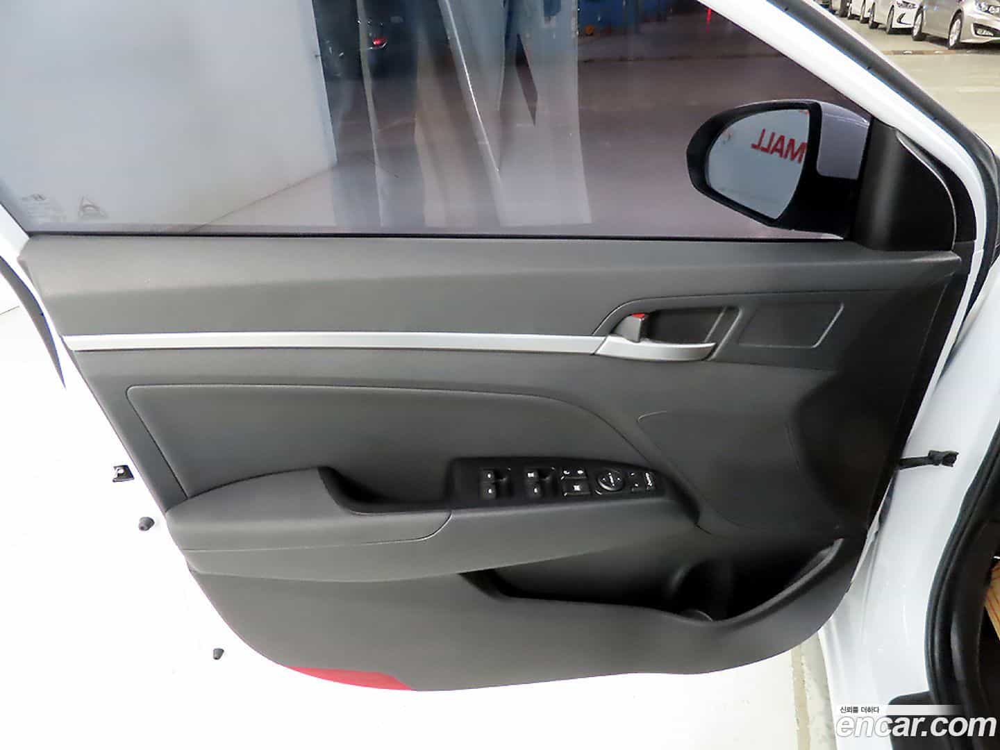 AVANTE Hyundai 2019.3-OPTION-018