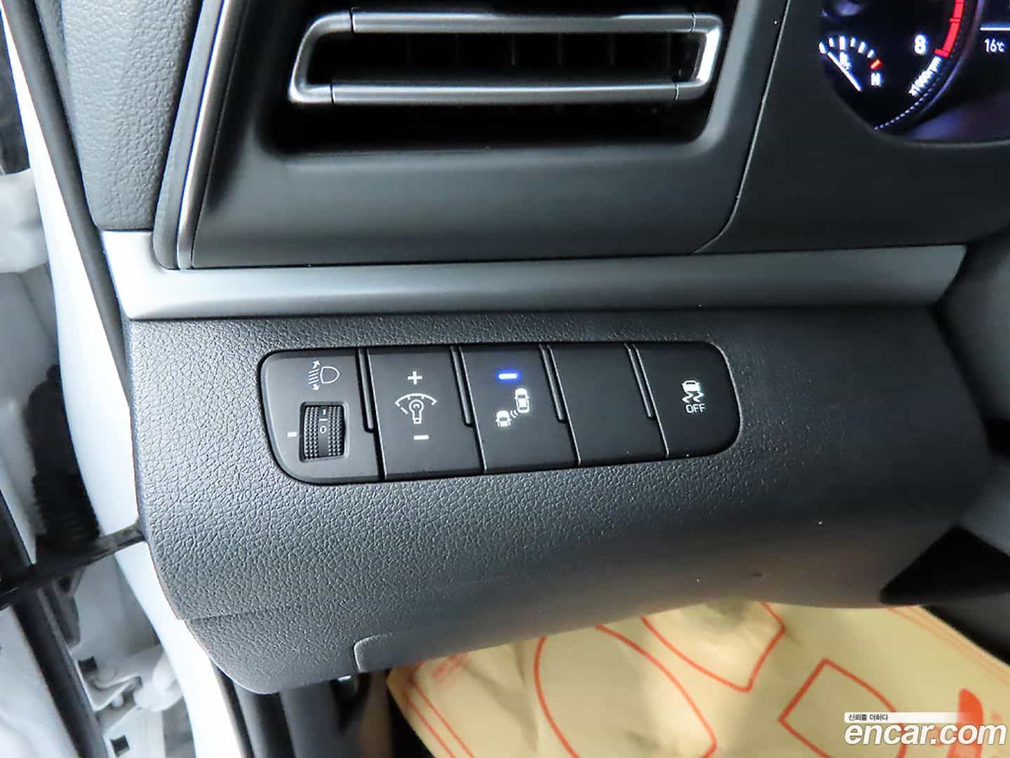 AVANTE Hyundai 2019.3-OPTION-019