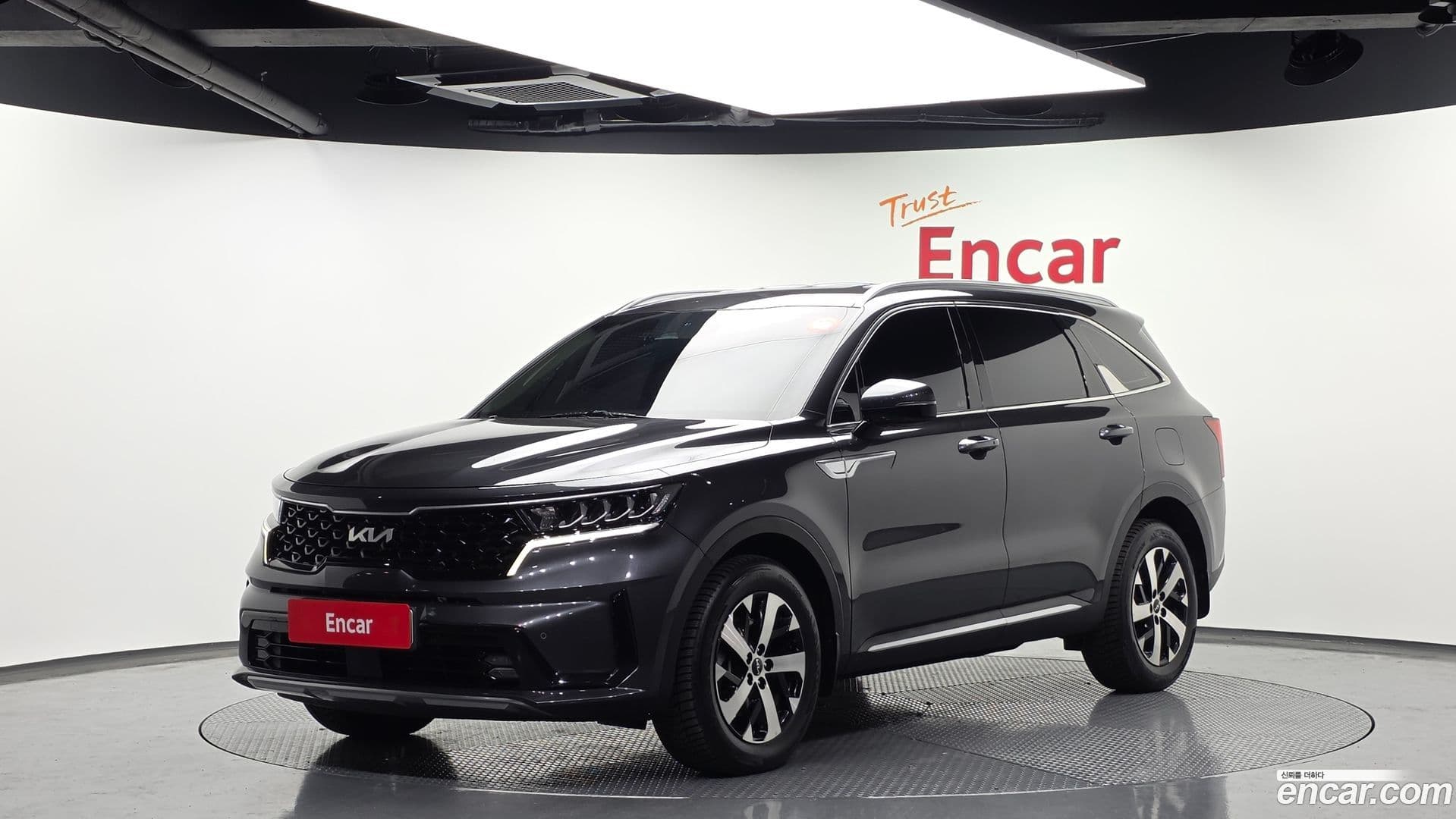 Main__Slider__Photo:Sorento Kia 2023.3-0