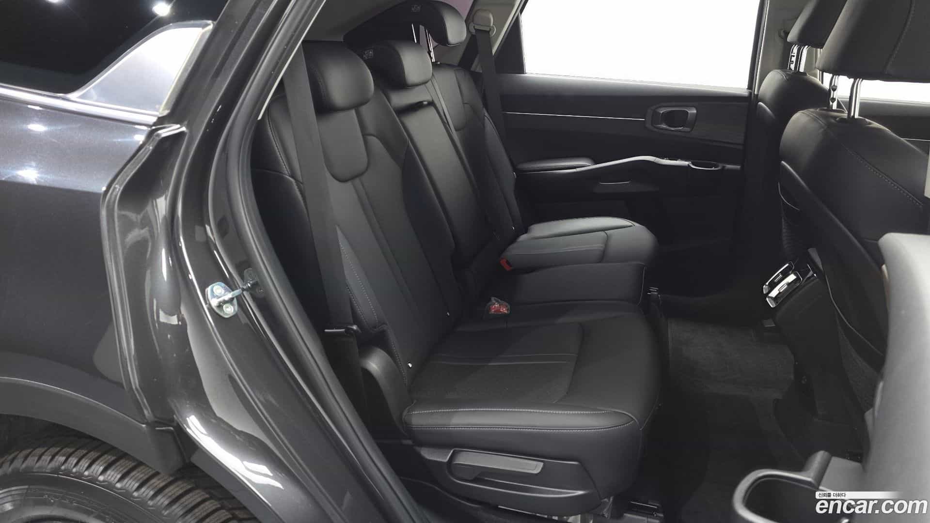Sorento Kia 2023.3-OPTION-015