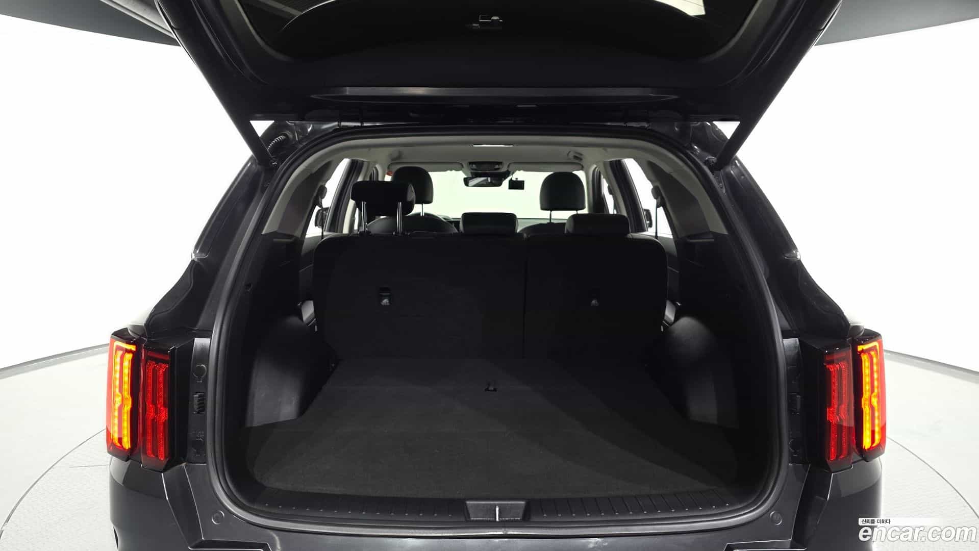 Sorento Kia 2023.3-OPTION-024