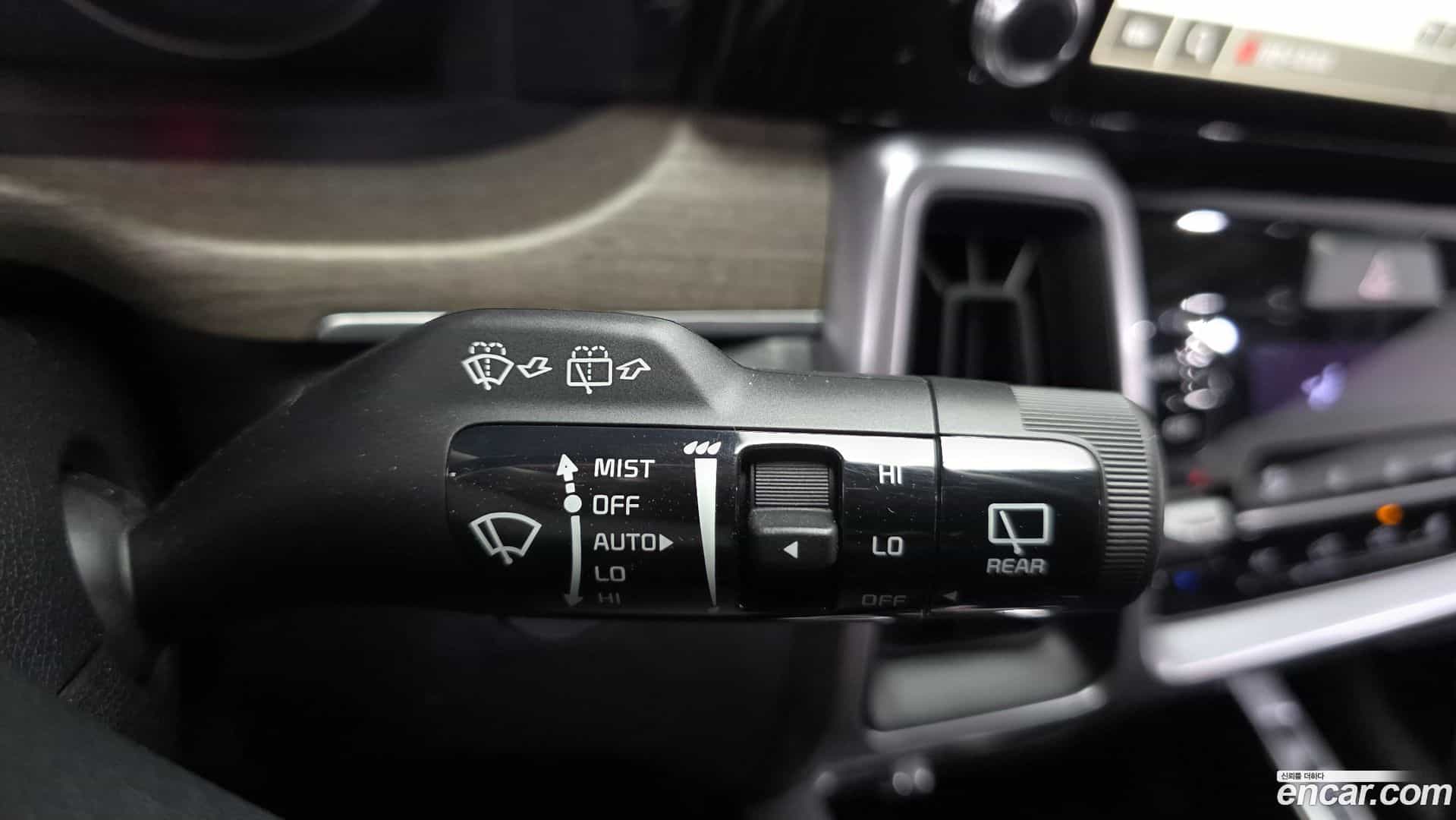 Sorento Kia 2023.3-OPTION-040