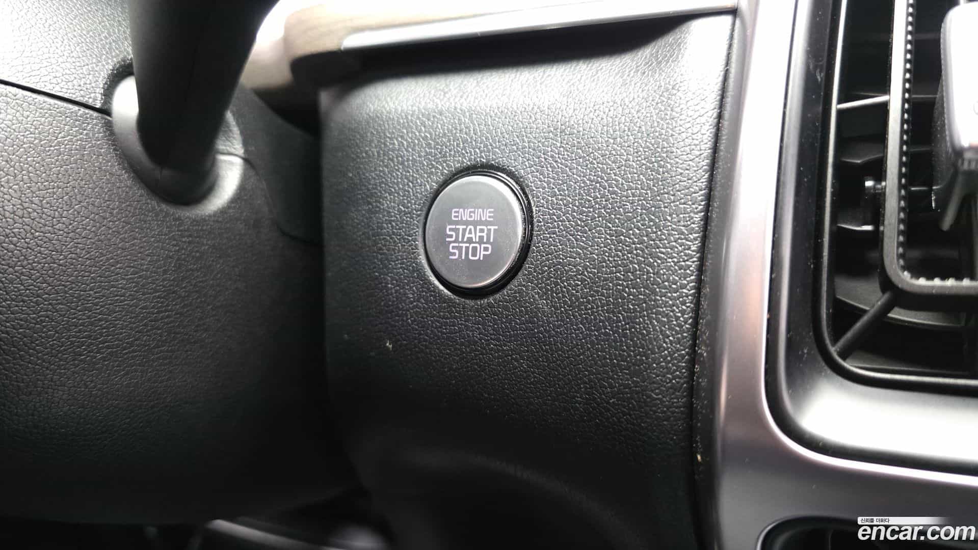Sorento Kia 2023.3-OPTION-045