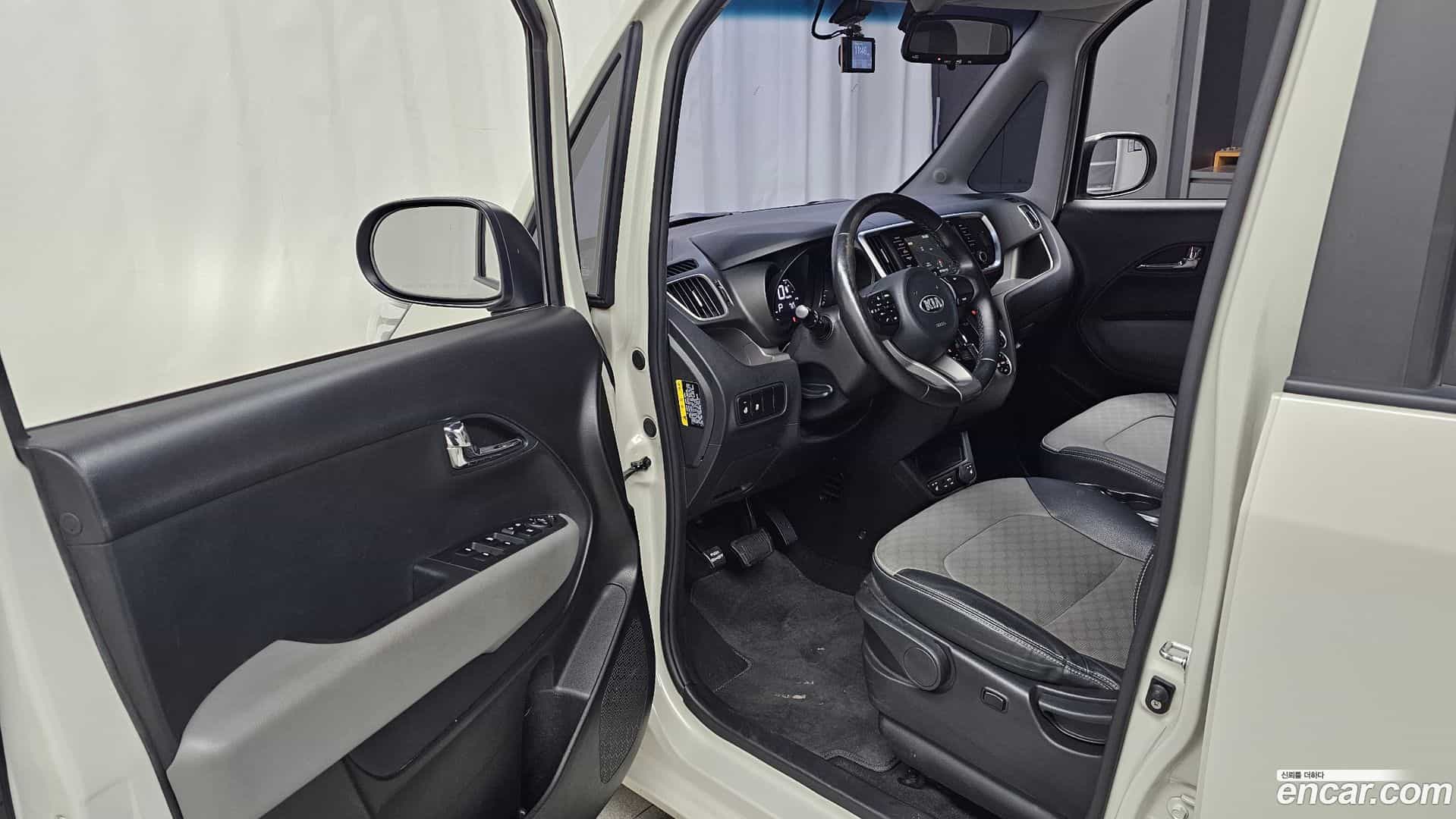 RAY Kia 2019.2-INNER-010