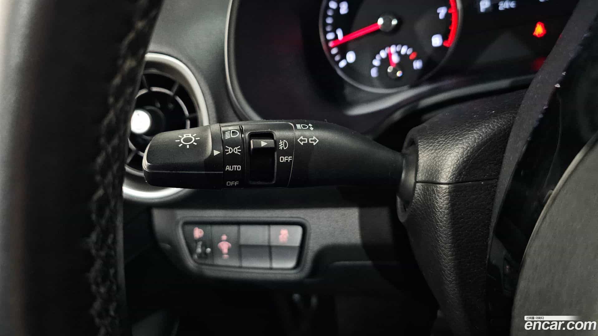 K3 Kia 2018.7-OPTION-043