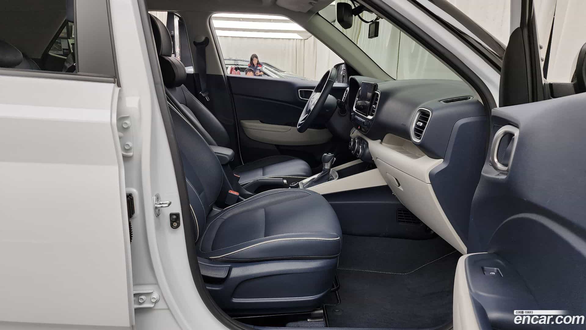 Venue Hyundai 2022.6-OPTION-015