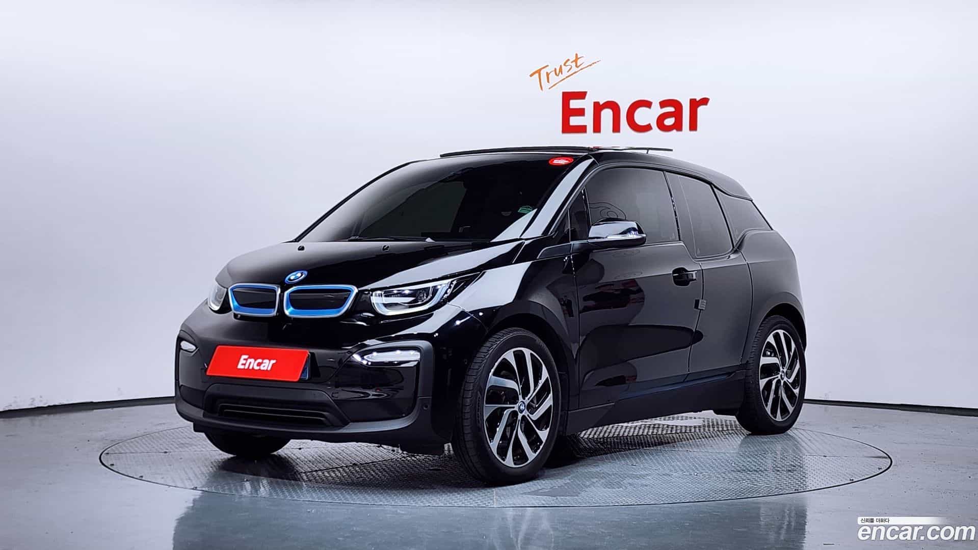 i3 BMW 2020.11-OUTER-001