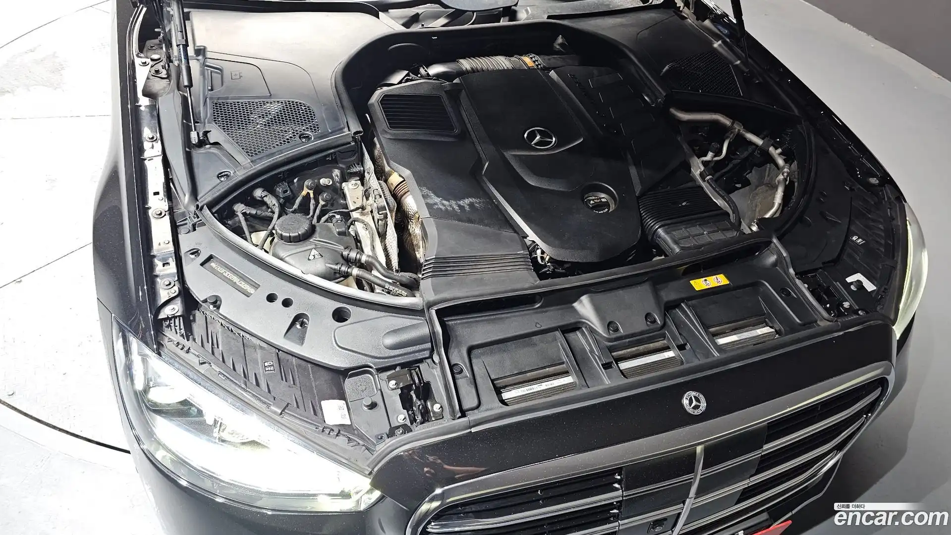 S-Class Mercedes-Benz 2022.4-OUTER-006
