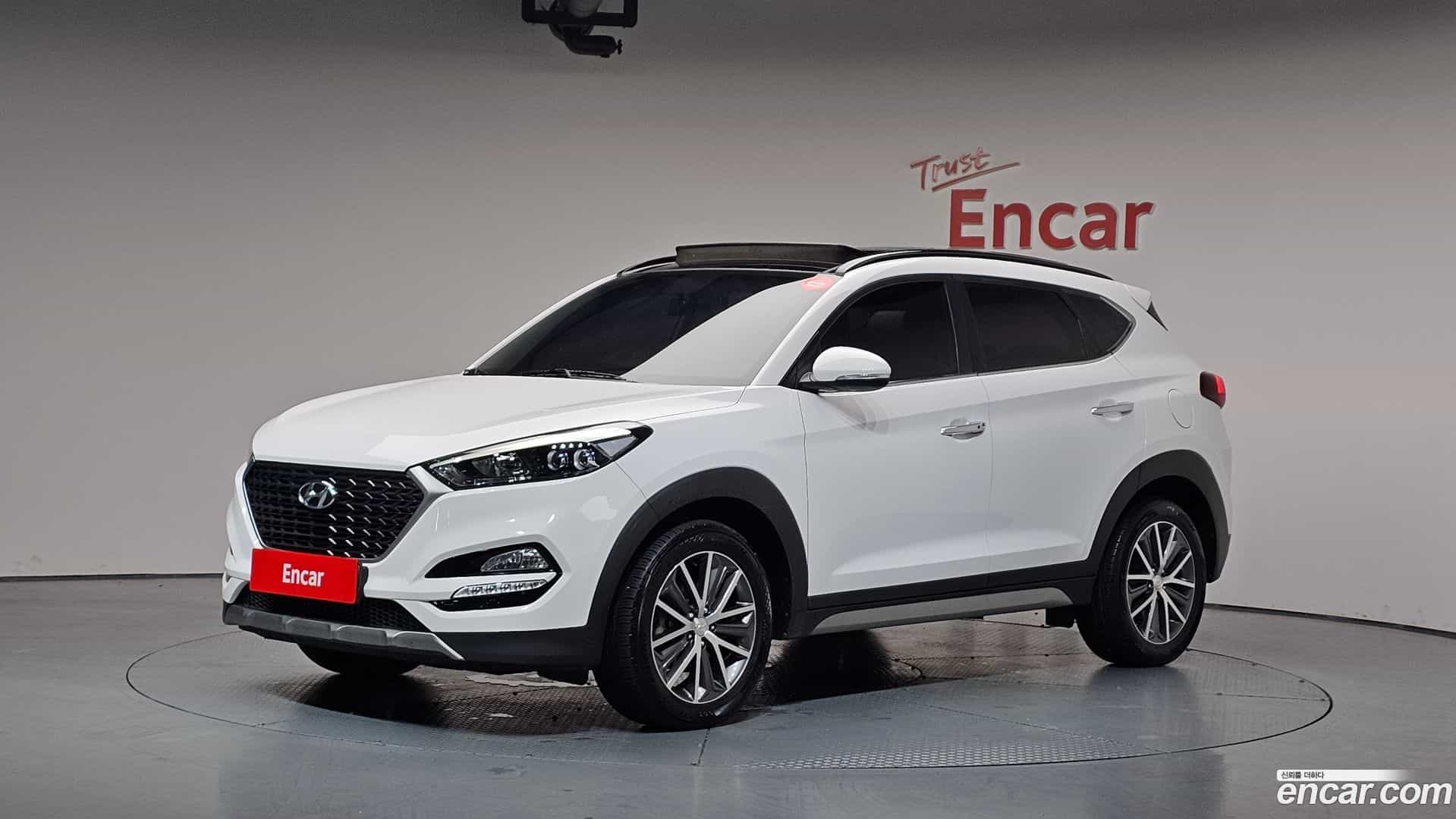 Tucson Hyundai 2016.5-OUTER-001