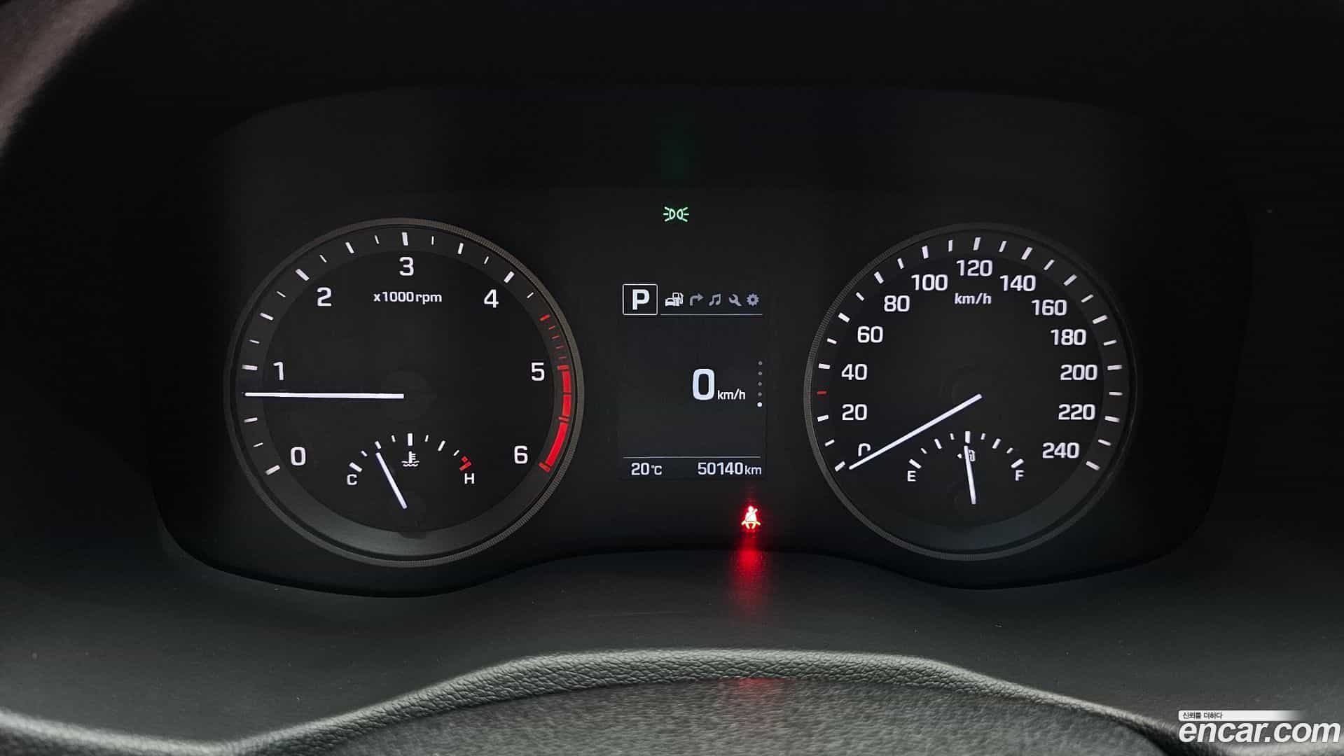 Tucson Hyundai 2016.5-INNER-008
