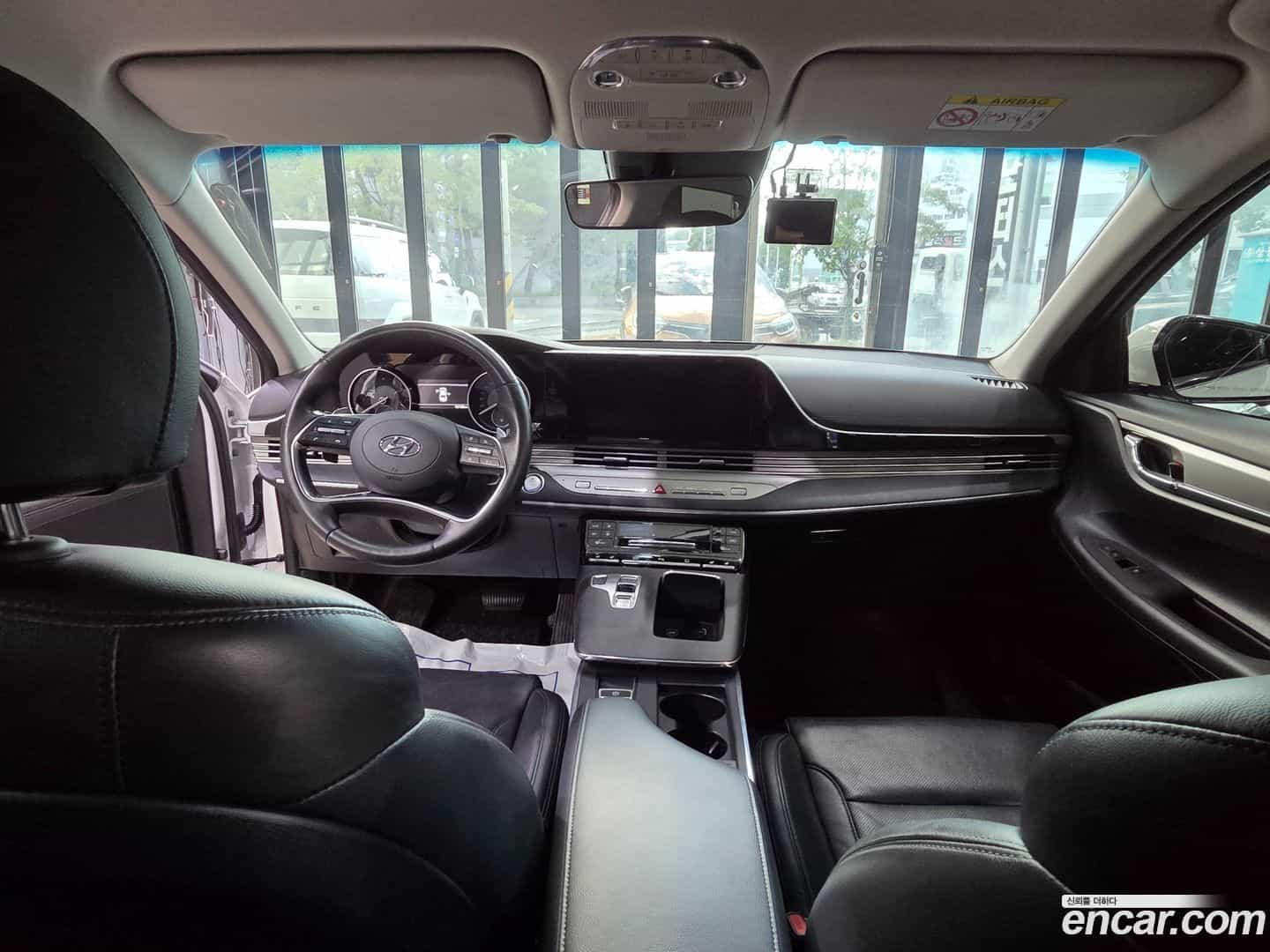 Grandeur Hyundai 2020.3-OPTION-018