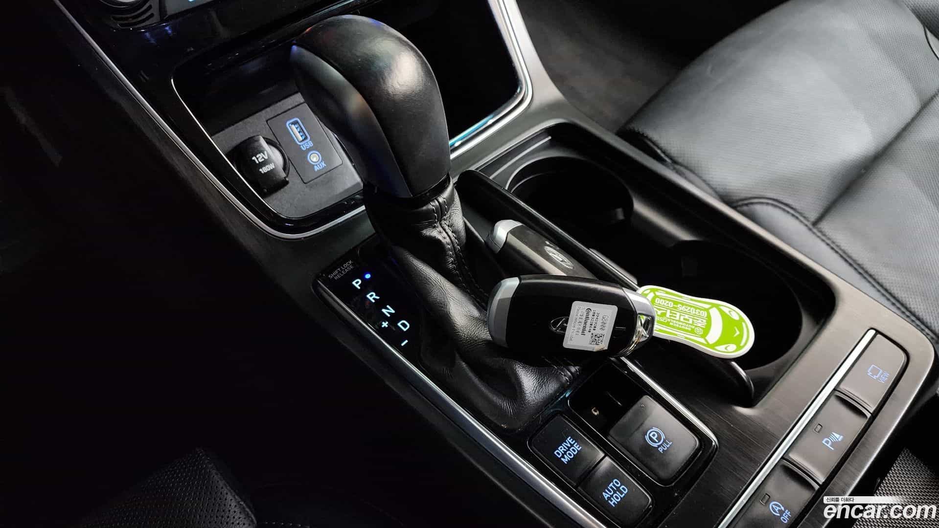 Grandeur Hyundai 2018.3-INNER-009