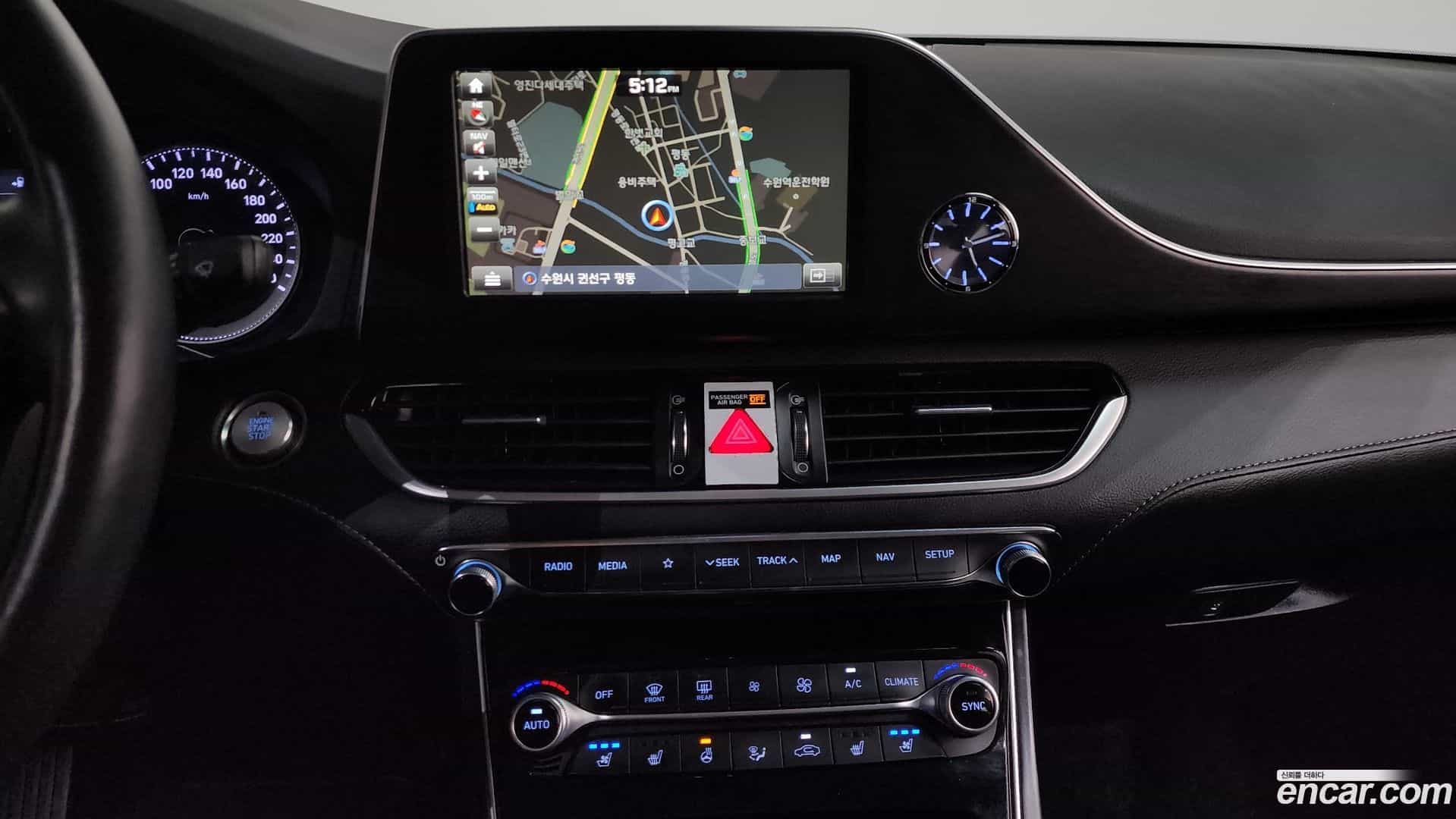 Grandeur Hyundai 2018.3-OPTION-016