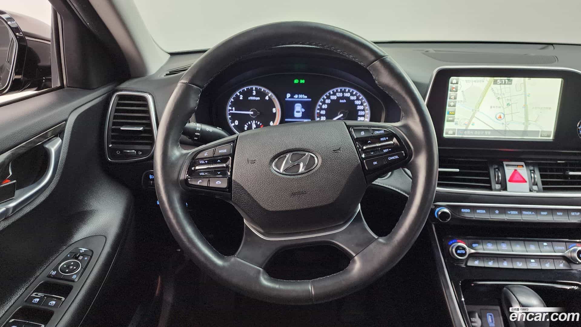 Grandeur Hyundai 2018.3-OPTION-017
