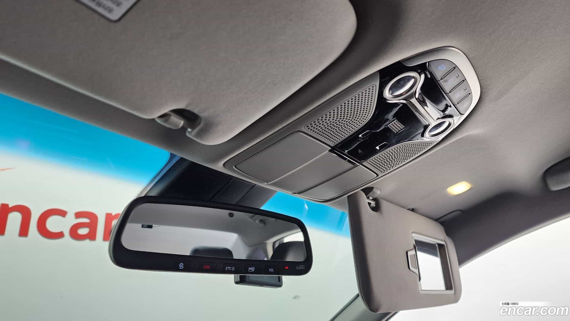 Grandeur Hyundai 2018.3-OPTION-022